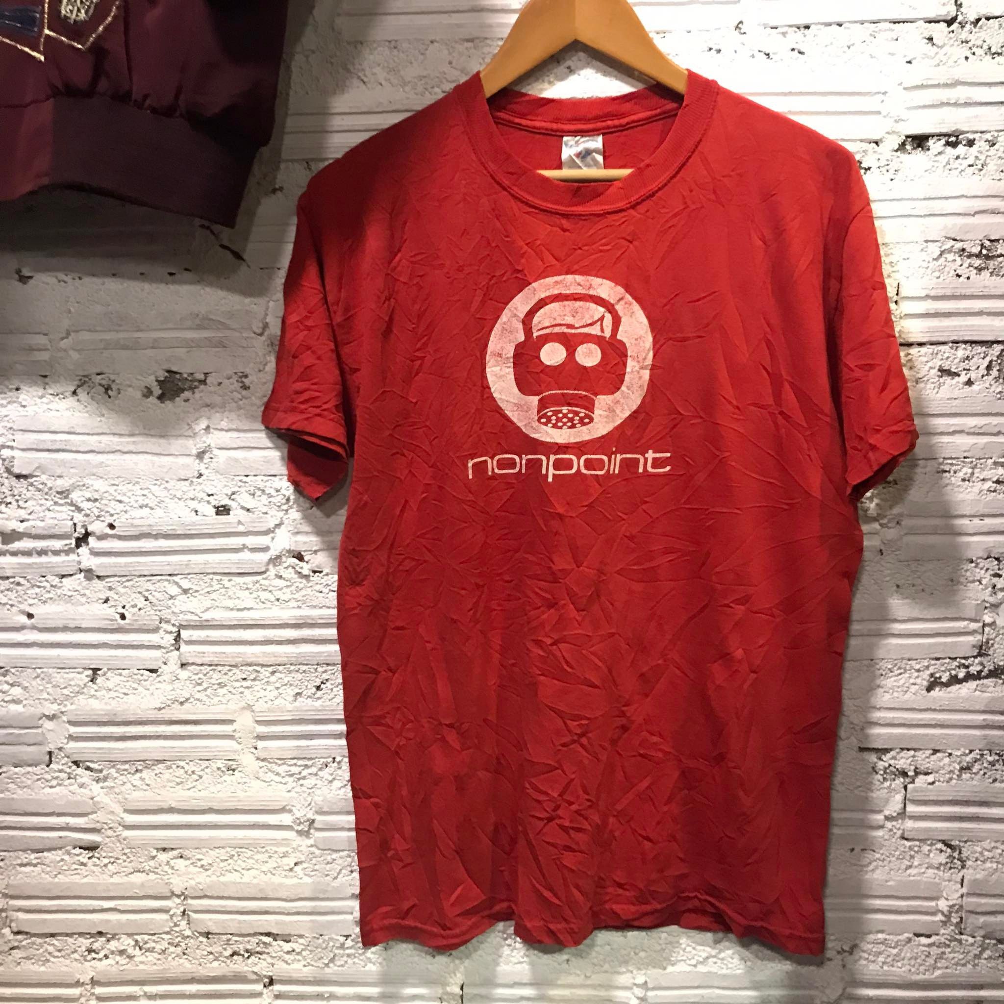 Band Tees × Vintage Nonpoint Nu Metal Rap Rock Band Tee Logo 00s Size US M / EU 48-50 / 2 - 1 Thumbnail