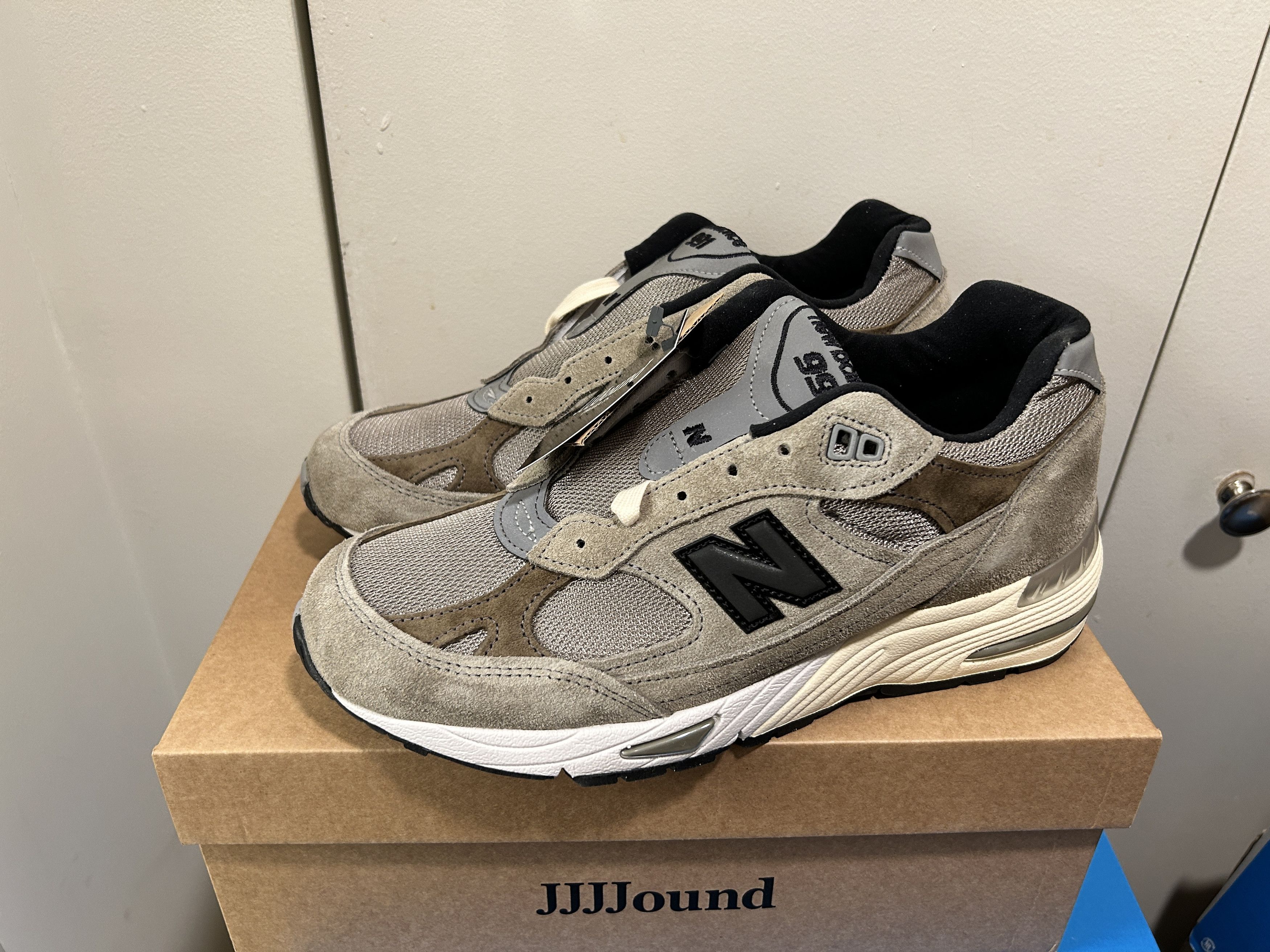 JJJJound × New Balance New Balance 991 MiUK JJJJound Grey Olive | M991JJA Size US 7 / EU 40 - 1 Thumbnail