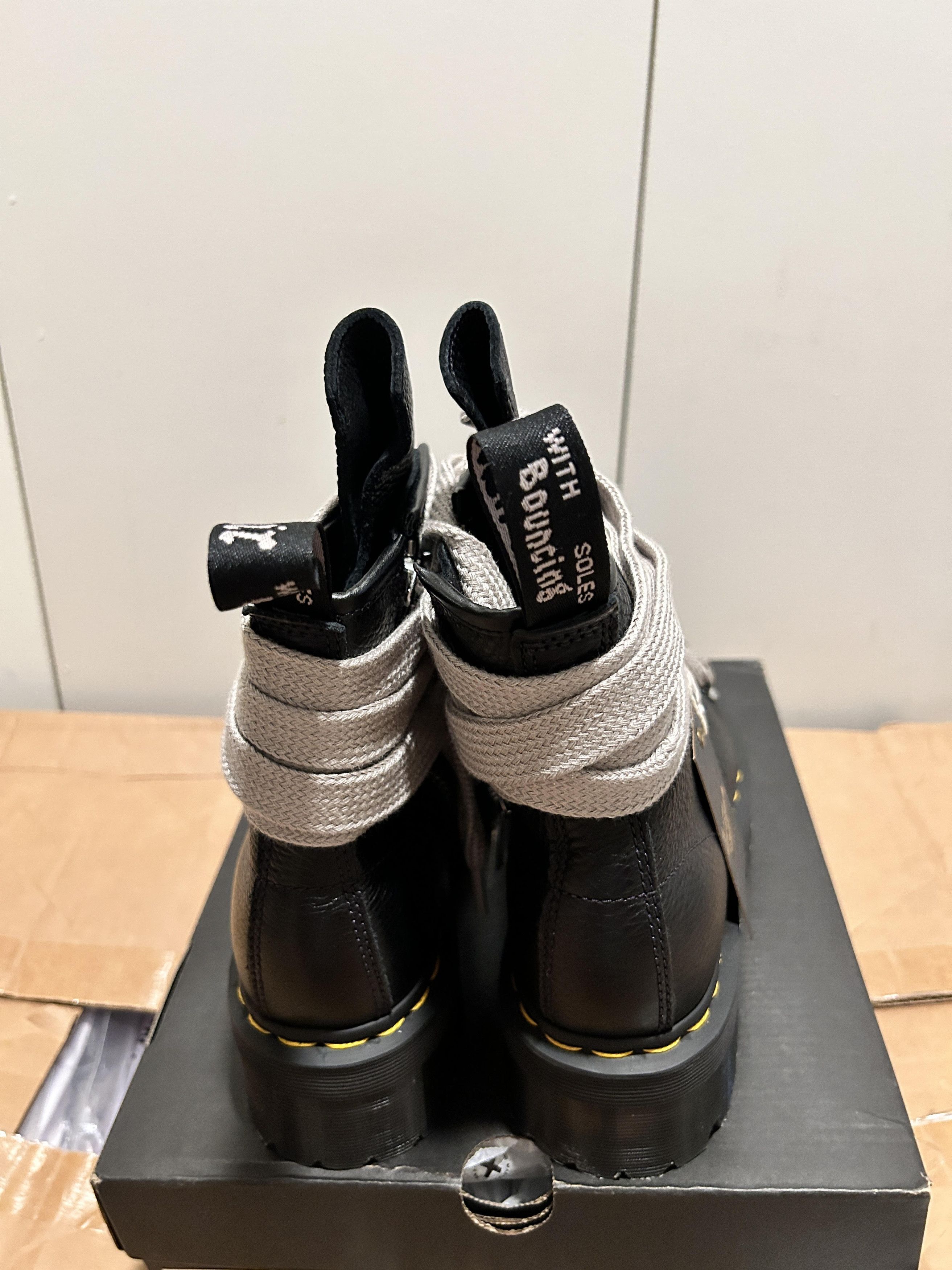 Dr. Martens × Rick Owens 1460 Quad Leather Sole Pentagram Jumbo Lace Boot Size US 10 / EU 43 - 4 Thumbnail