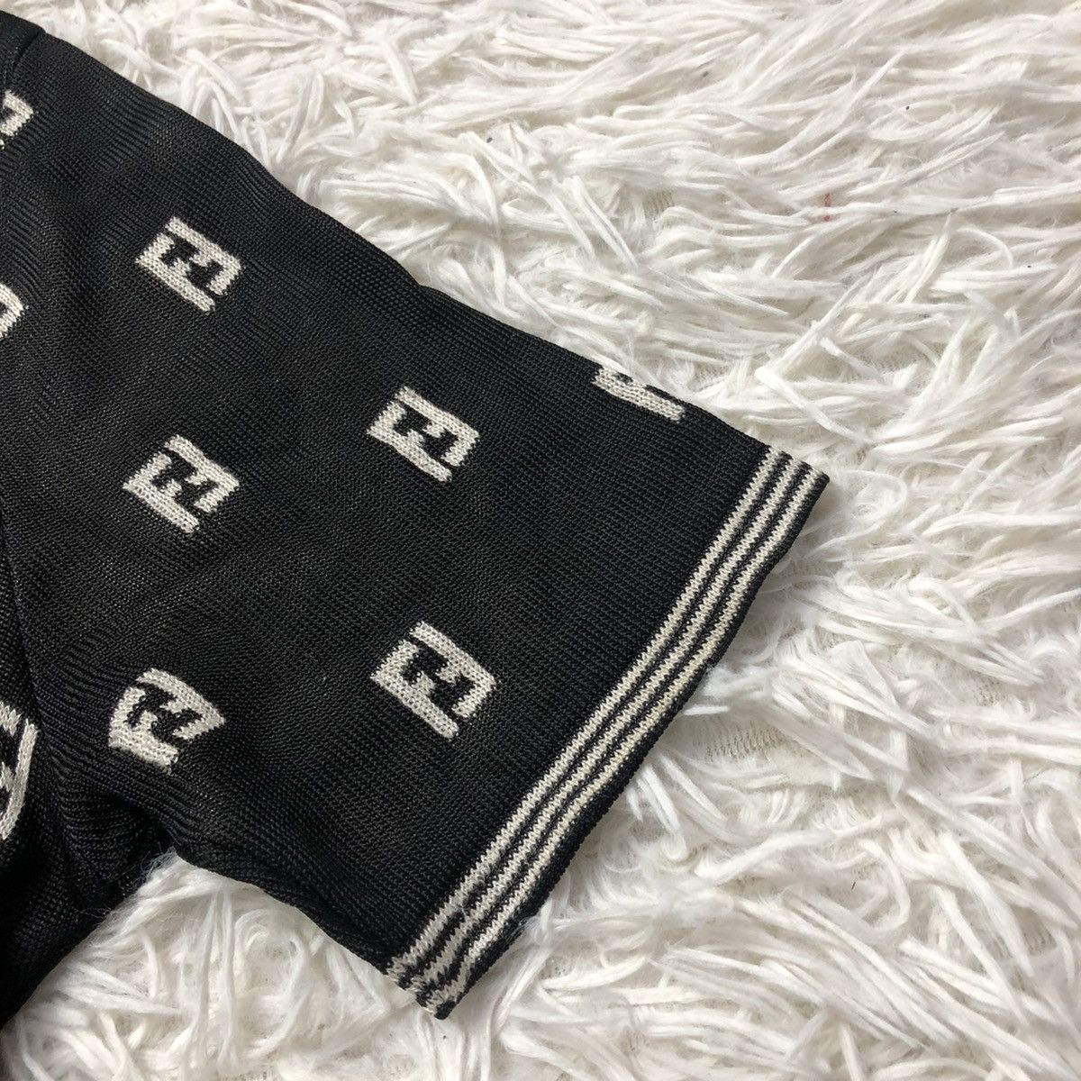 Fendi FENDI Vintage Monogram Crop Top Women's Size S / US 4 / IT 40 - 6 Thumbnail
