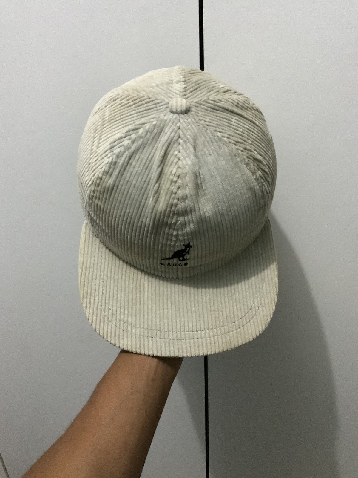 Kangol Kangol Corduroi Faded Streetwear Hat Size ONE SIZE - 6 Thumbnail