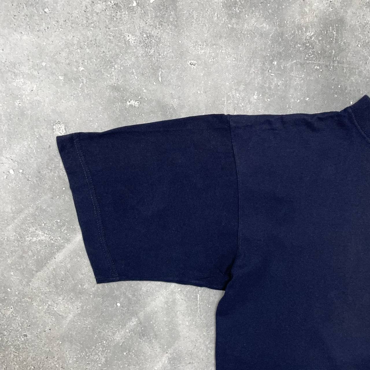 Vintage Vintage 2000s Blank T Shirt Faded Blue Size L Size US L / EU 52-54 / 3 - 5 Thumbnail