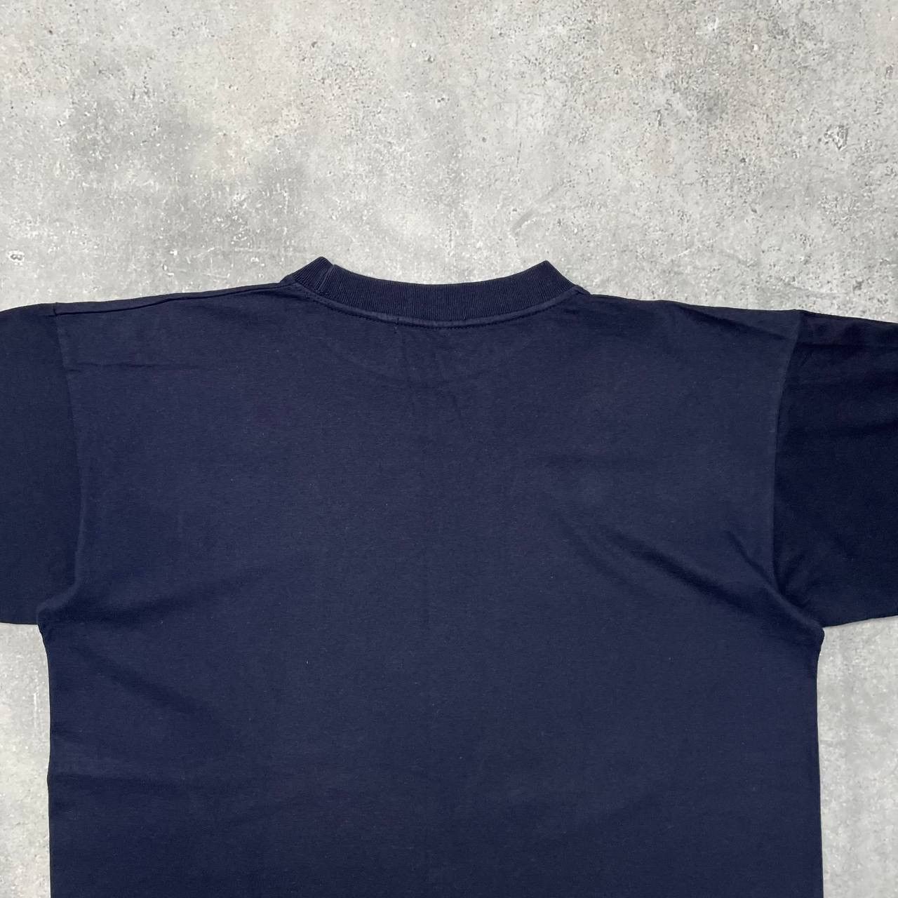 Vintage Vintage 2000s Blank T Shirt Faded Blue Size L Size US L / EU 52-54 / 3 - 10 Thumbnail