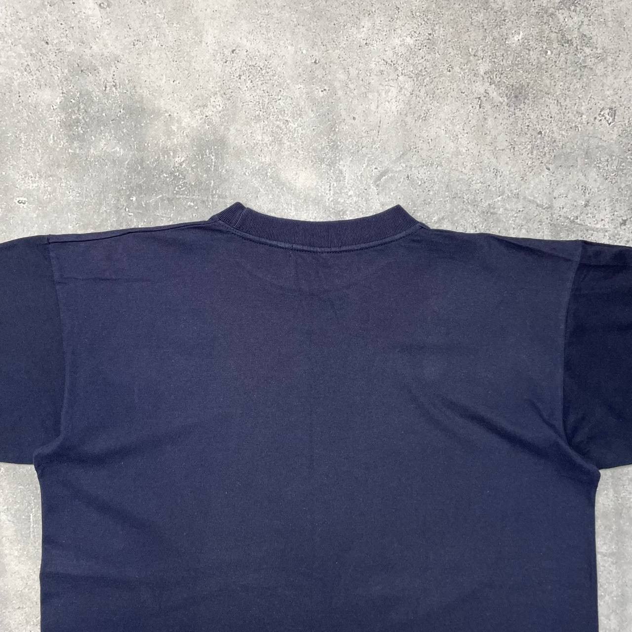 Vintage Vintage 2000s Blank T Shirt Faded Blue Size L Size US L / EU 52-54 / 3 - 13 Thumbnail