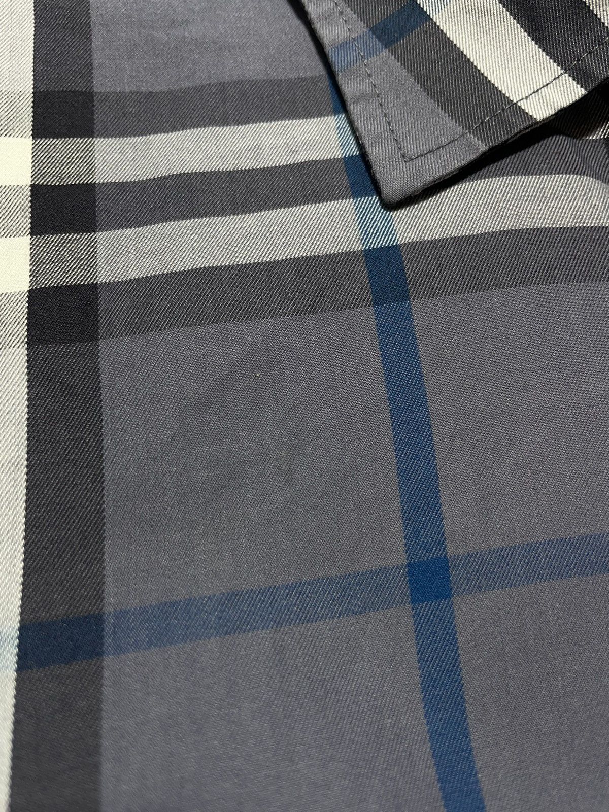 Burberry Burberry Brit Plaid Shirt Size US M / EU 48-50 / 2 - 8 Thumbnail