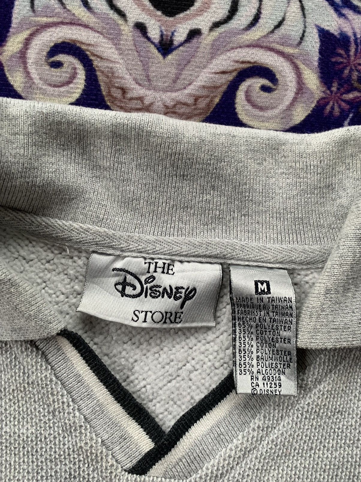 Disney Vintage Authentic Tigger Disney Size US M / EU 48-50 / 2 - 4 Thumbnail