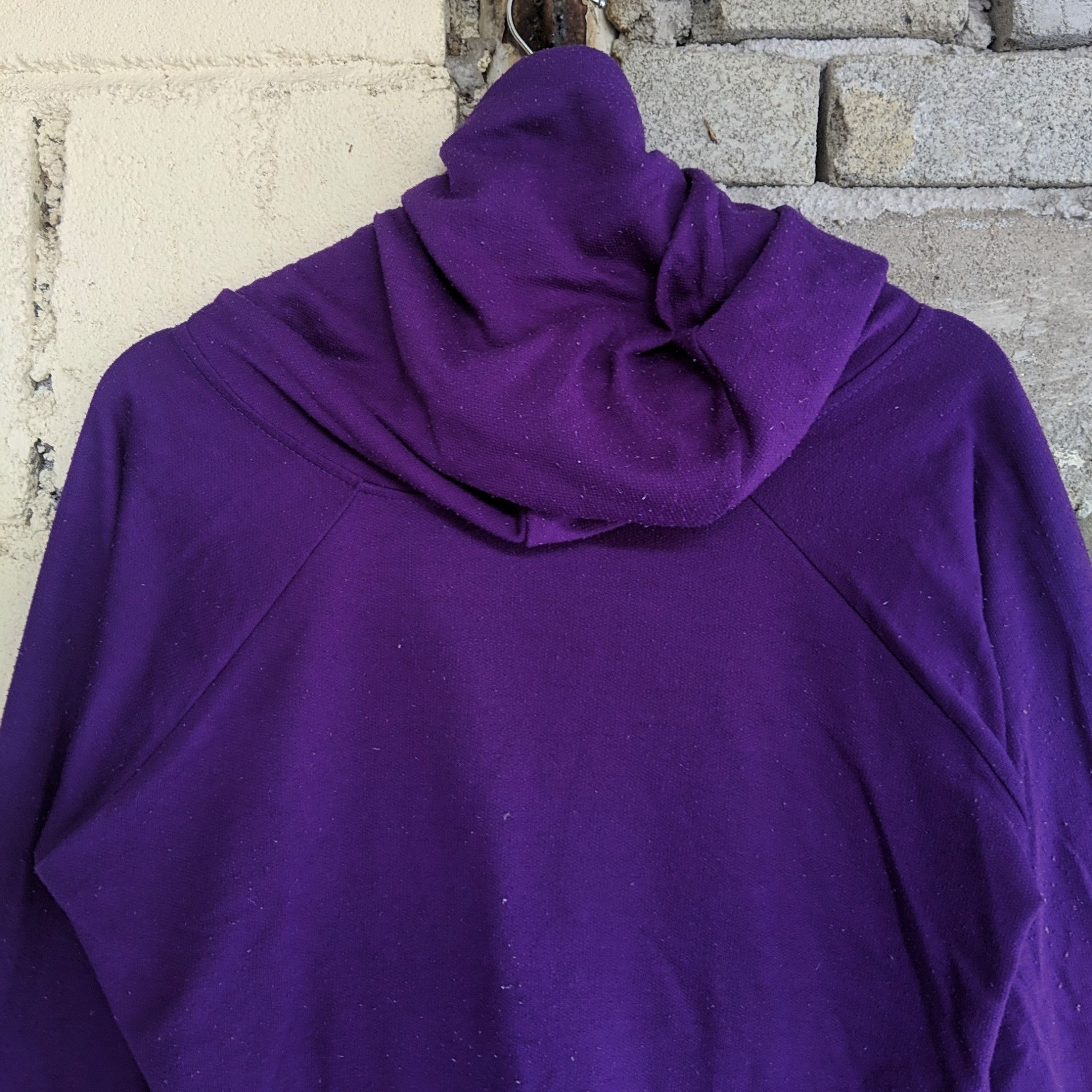 Japanese Brand × Vintage Vintage Winner Batman Logo Sweater With Hoodies Purple Size US M / EU 48-50 / 2 - 9 Thumbnail
