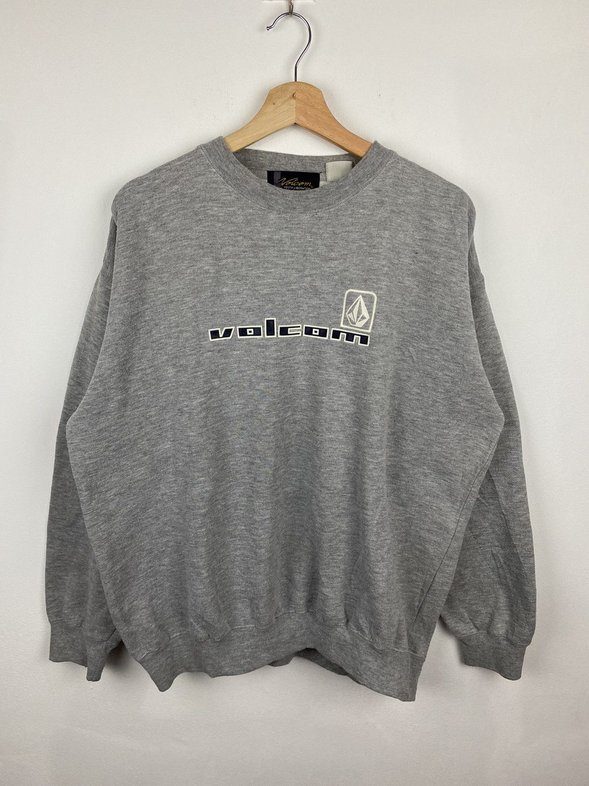 Vintage × Volcom Vintage Volcom Sweatshirt Size US L / EU 52-54 / 3 - 1 Thumbnail