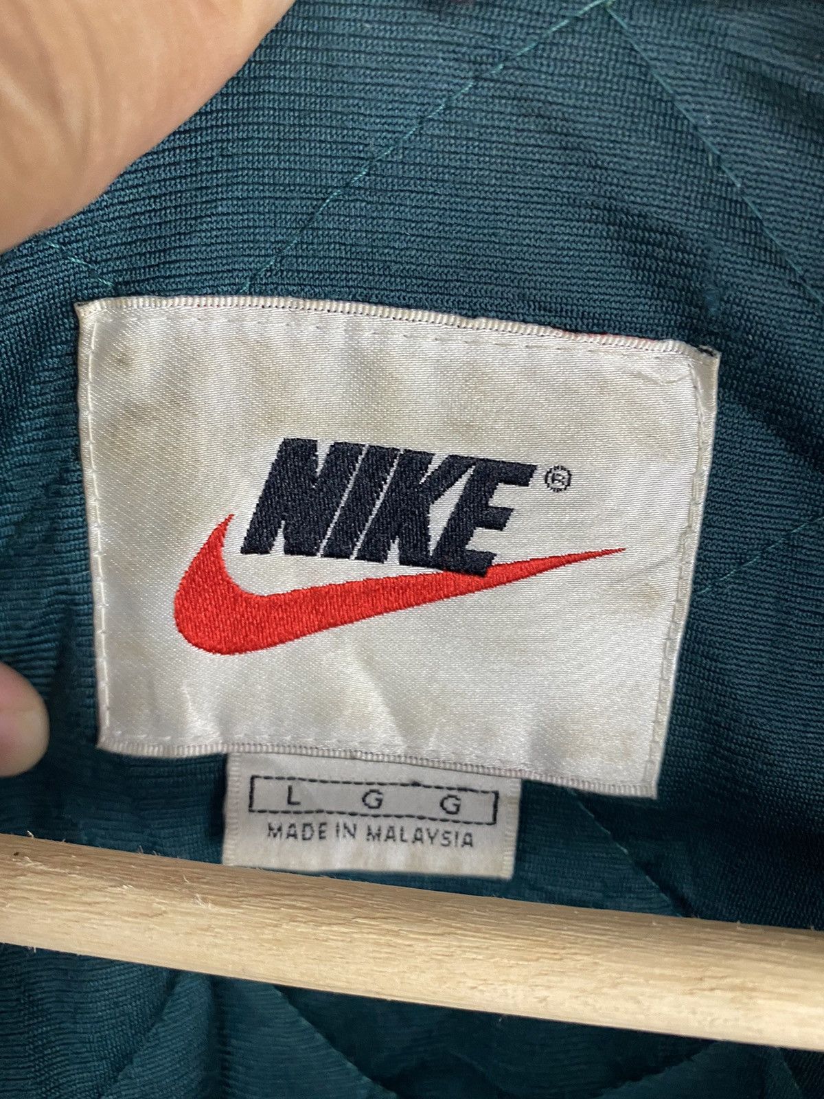 Nike × Vintage Vintage Nike Swoosh Heavy Jacket Size US L / EU 52-54 / 3 - 14 Thumbnail