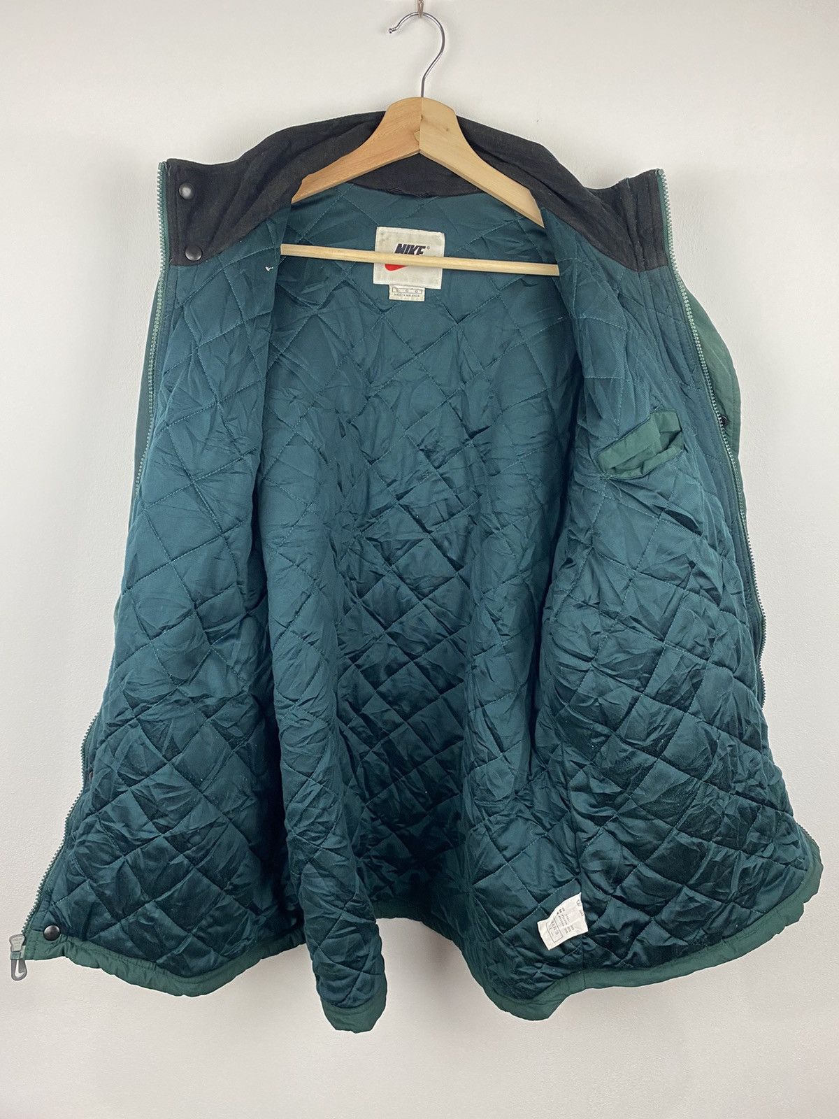Nike × Vintage Vintage Nike Swoosh Heavy Jacket Size US L / EU 52-54 / 3 - 12 Thumbnail