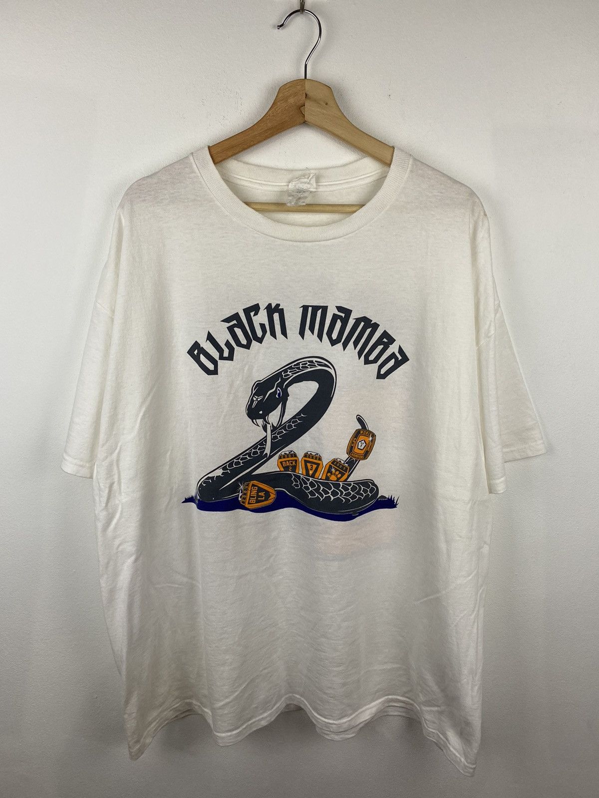 Vintage Y2K Kobe Bryant T-shirt