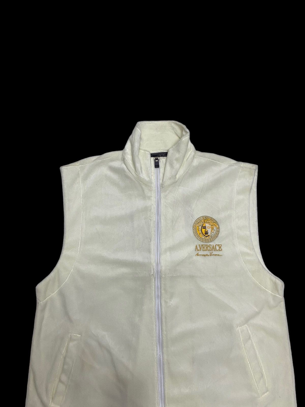 Versace 🔥VINTAGE VERSACE VELVET WHITE FUR VEST JACKET Size US L / EU 52-54 / 3 - 7 Thumbnail