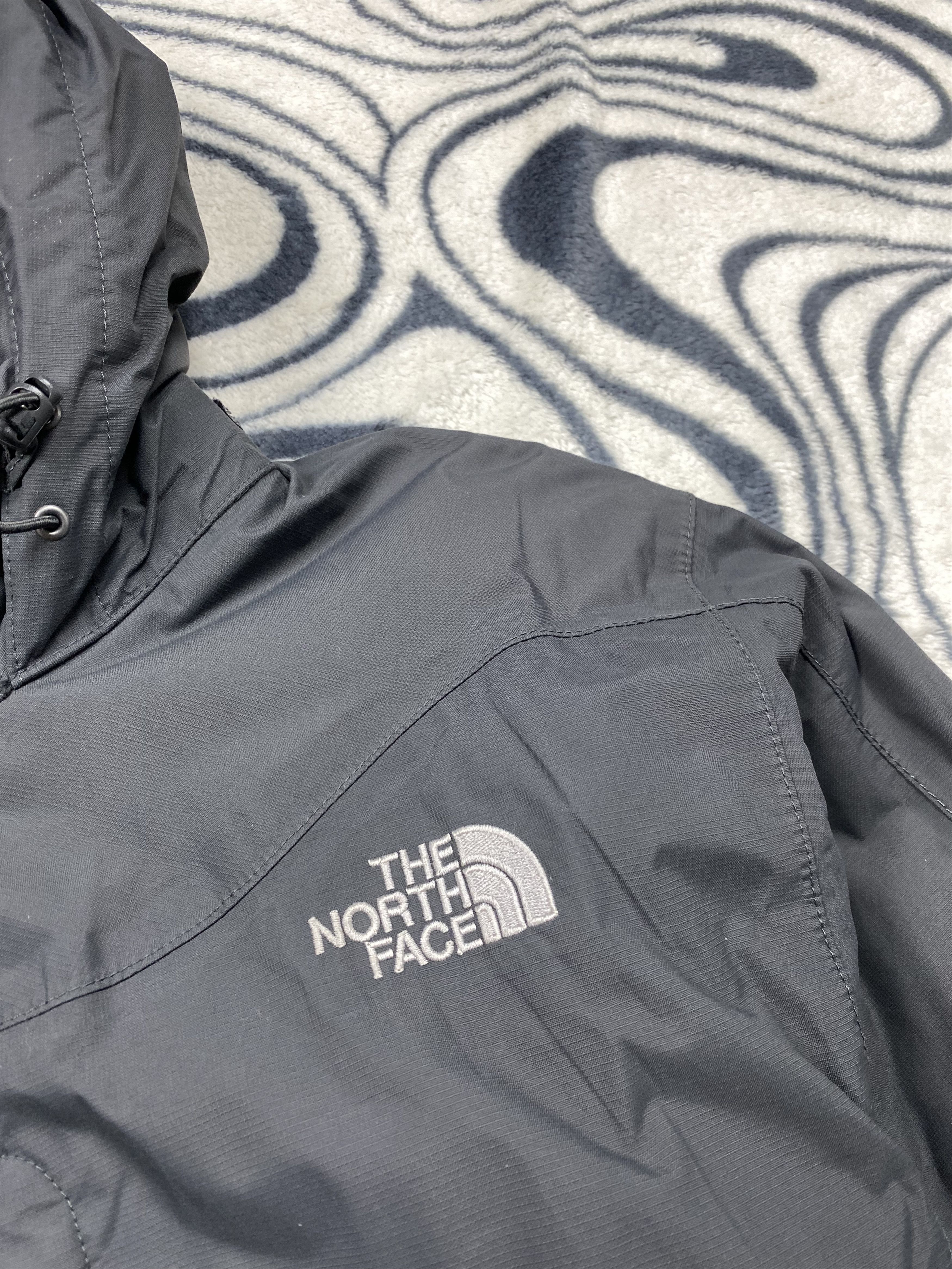 The North Face The North Face Vintage HyVent Mens Warm Jacket Size US L / EU 52-54 / 3 - 3 Thumbnail