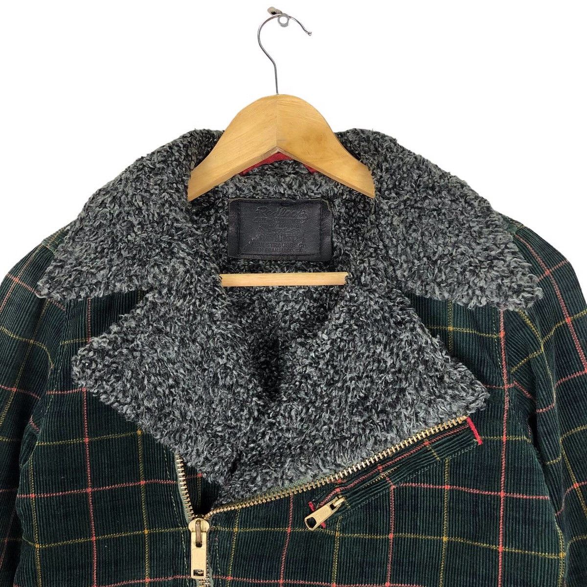 Levi's × Vintage Levi’s Redloop Sherpa Corduroy Double-collar Jacket Size S / US 4 / IT 40 - 6 Thumbnail