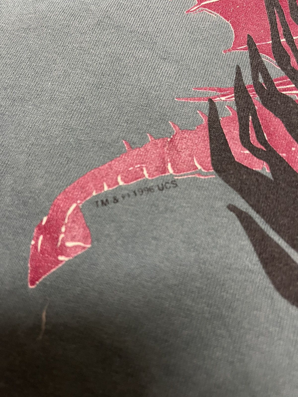 Vintage Vintage 90s Dragonhearts fantasy movie tee Size US XL / EU 56 / 4 - 4 Thumbnail