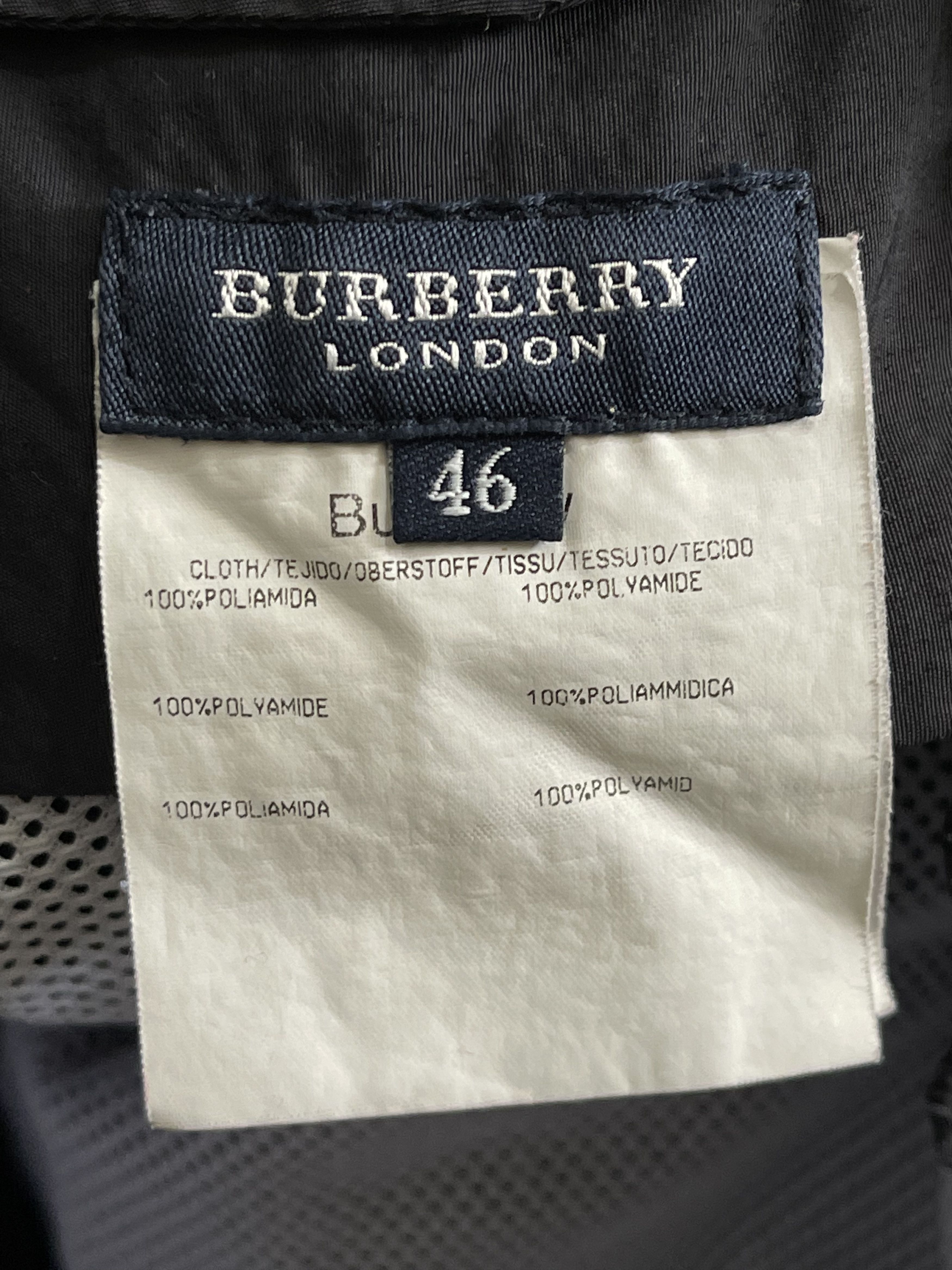 Burberry 🔥 Burberry swim short black novacheck size S Size US 30 / EU 46 - 6 Thumbnail