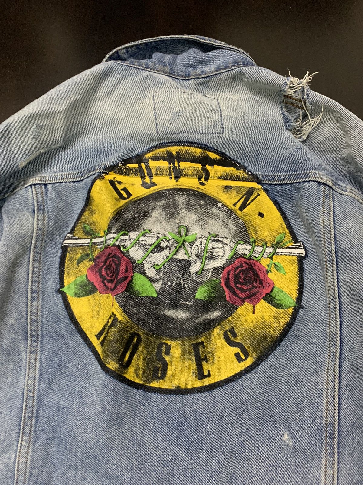 Vintage Vintage Thrashed Damaged Gun N Roses Distressed Denim Jacket Size US L / EU 52-54 / 3 - 2 Thumbnail