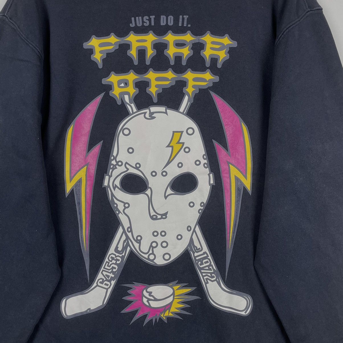 Nike Vintage 90s Nike Sweatshirt Jumper Pullover XLarge Size Size US XL / EU 56 / 4 - 4 Thumbnail
