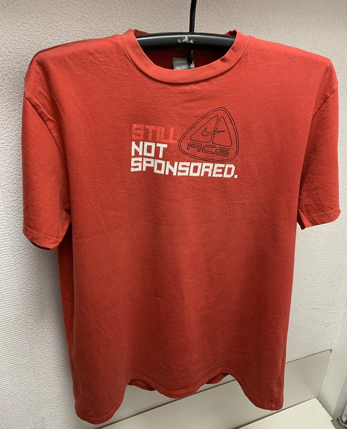 Nike Nike acg still not sponsored vintage red t-shirt Xl big logo Size US XL / EU 56 / 4 - 1 Thumbnail