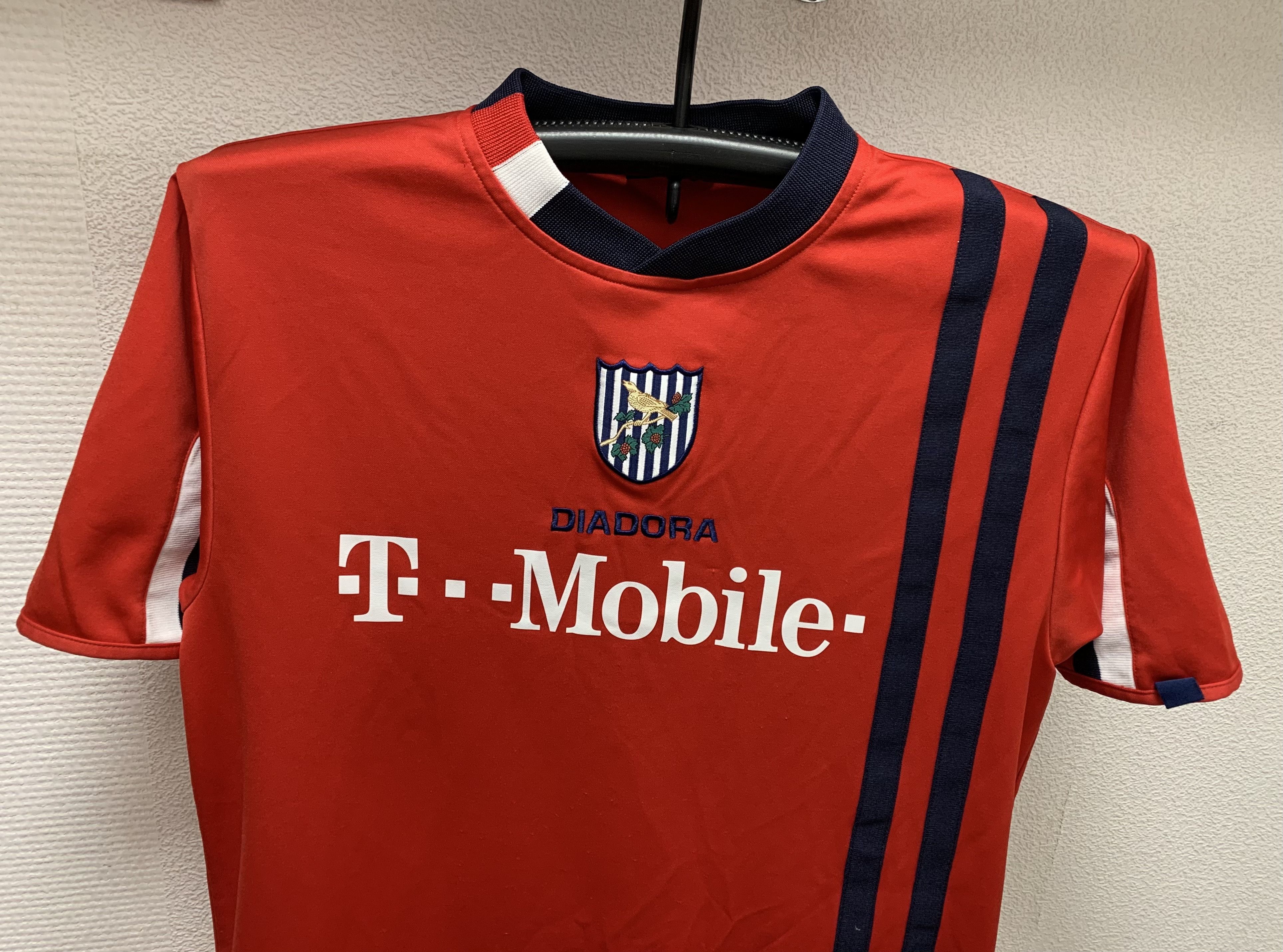Diadora West Bromwich Albion soccer jersey T-mobile M Size US M / EU 48-50 / 2 - 2 Thumbnail