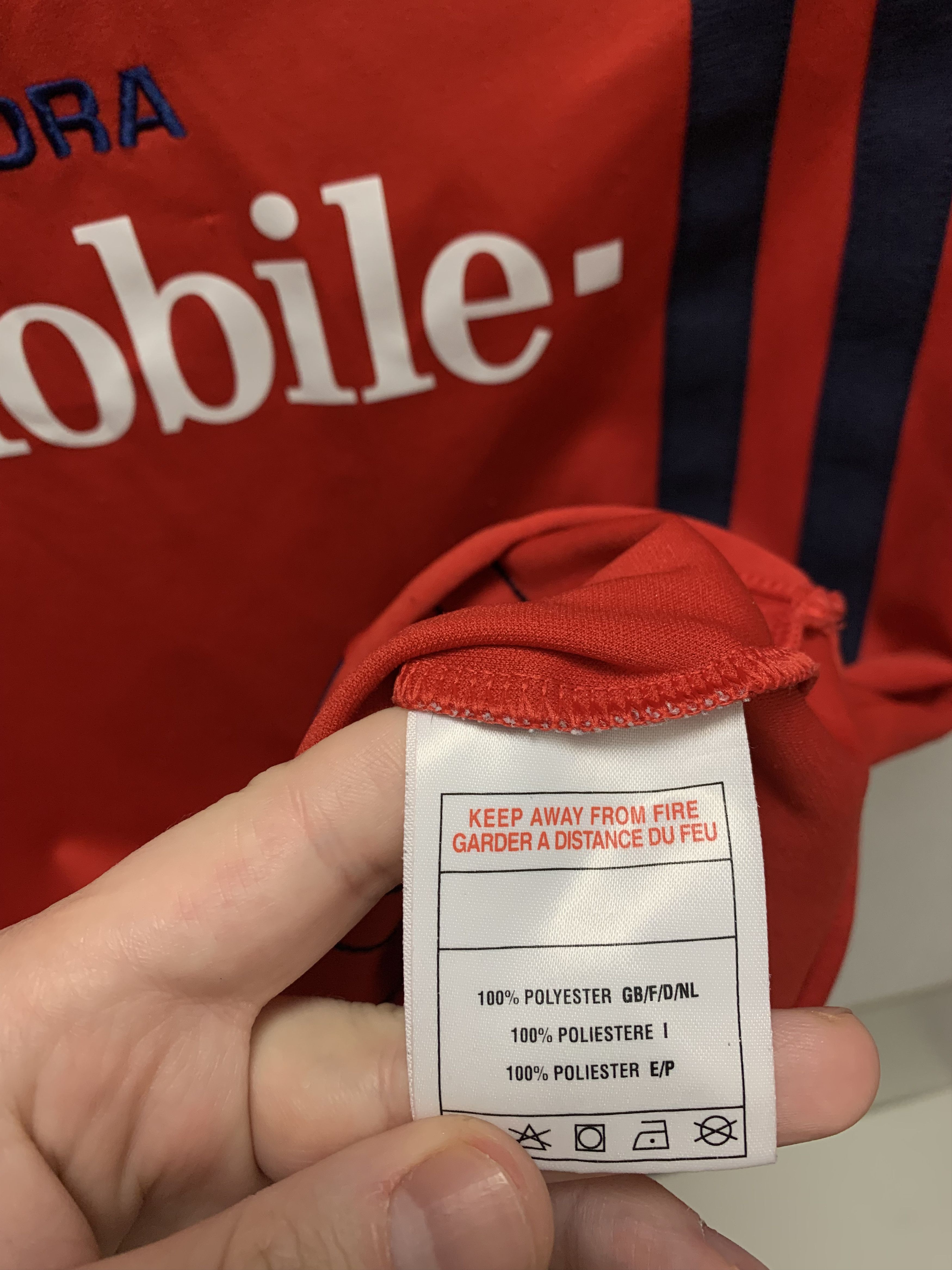 Diadora West Bromwich Albion soccer jersey T-mobile M Size US M / EU 48-50 / 2 - 5 Thumbnail