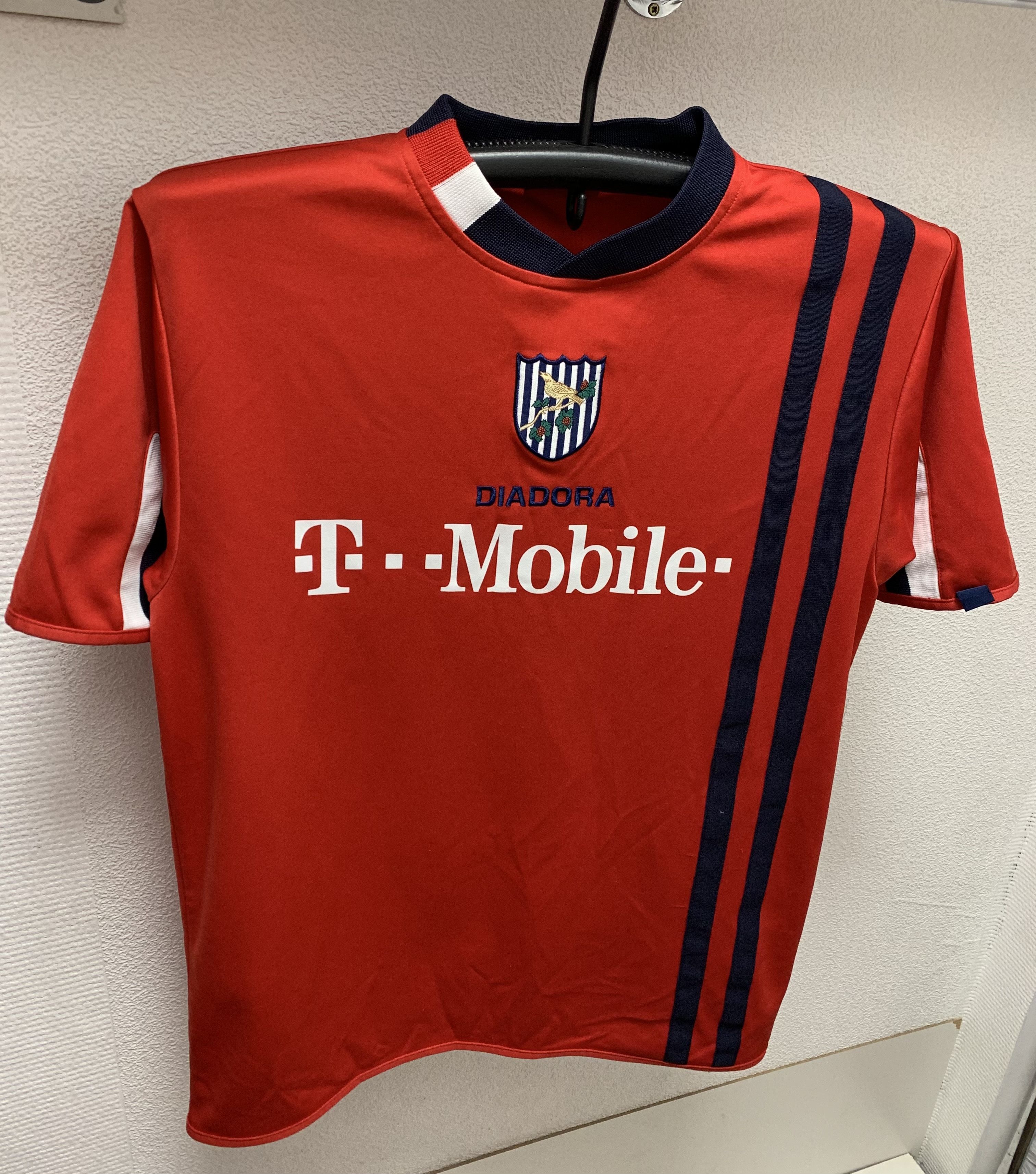 Diadora West Bromwich Albion soccer jersey T-mobile M Size US M / EU 48-50 / 2 - 1 Thumbnail