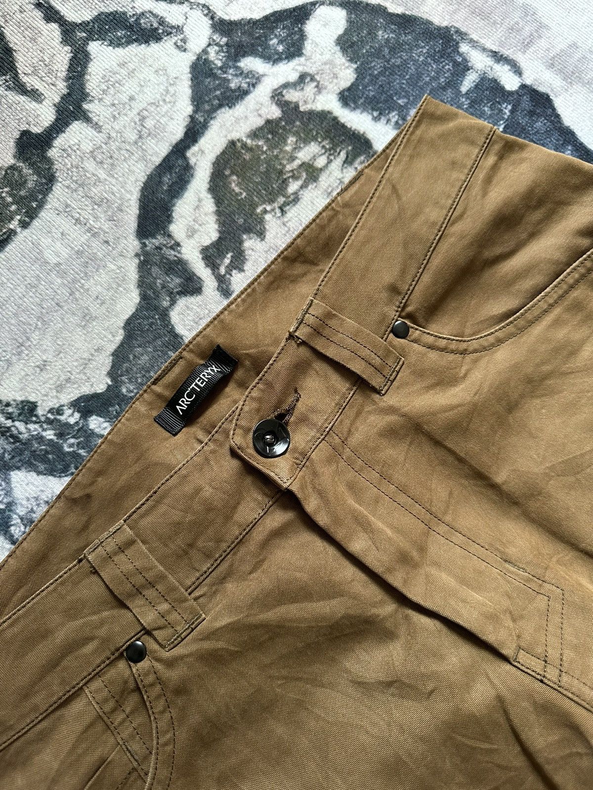 Arc'teryx Rare Arc’teryx 2019 Cronin Pant Size US 34 / EU 50 - 4 Thumbnail