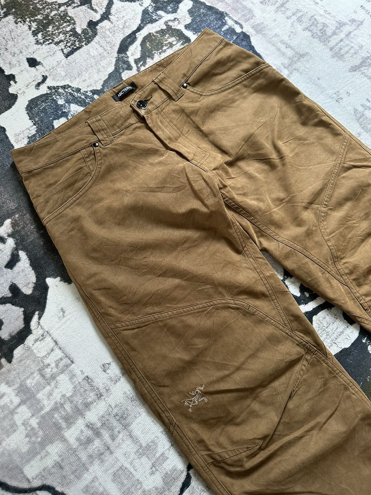 Arc'teryx Rare Arc’teryx 2019 Cronin Pant Size US 34 / EU 50 - 6 Thumbnail