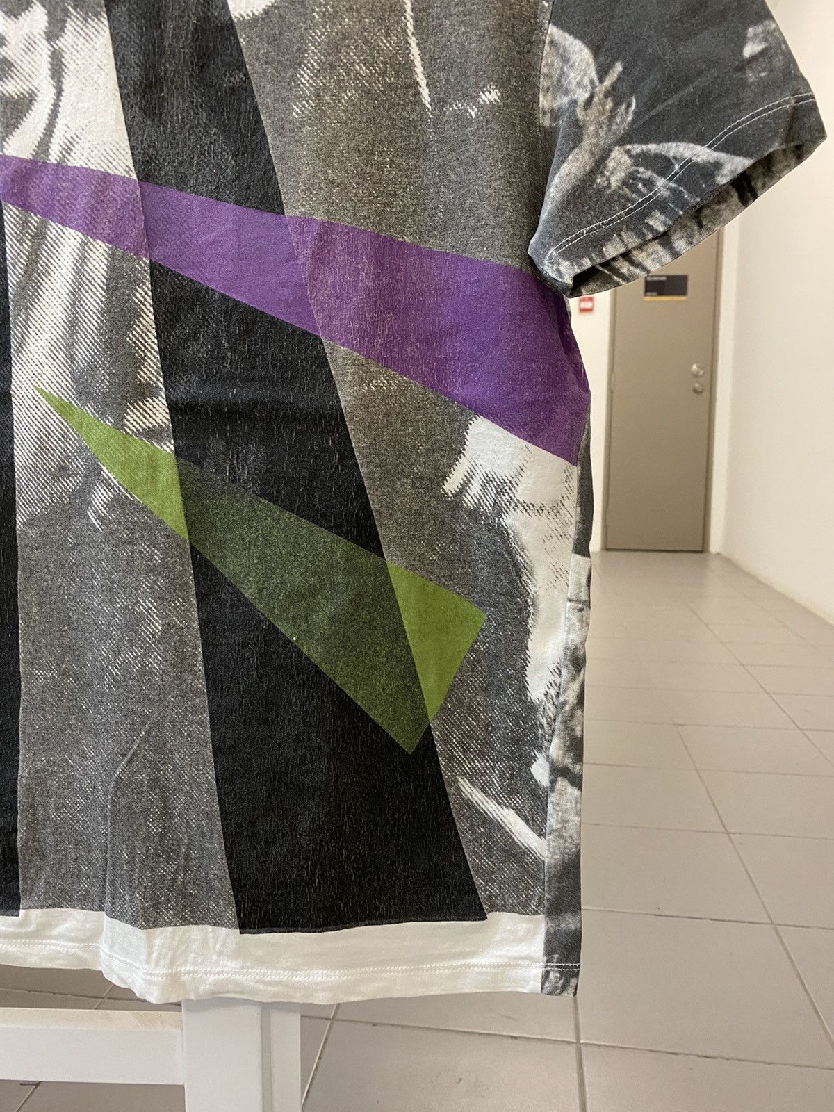 Raf Simons 🔥NEED GONE🔥 Raf simons fullprint Party Graphic tee Size US S / EU 44-46 / 1 - 4 Thumbnail