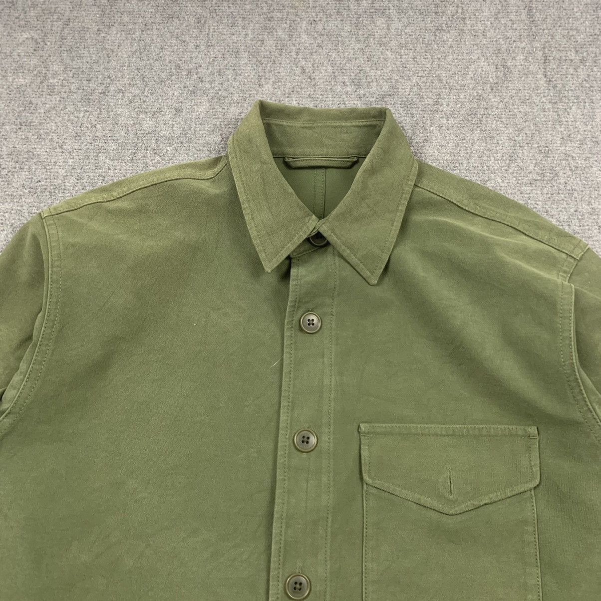 Japanese Brand × Uniqlo × Vintage Vintage Uniqlo Army Green Button Up Jacket Size US S / EU 44-46 / 1 - 7 Thumbnail