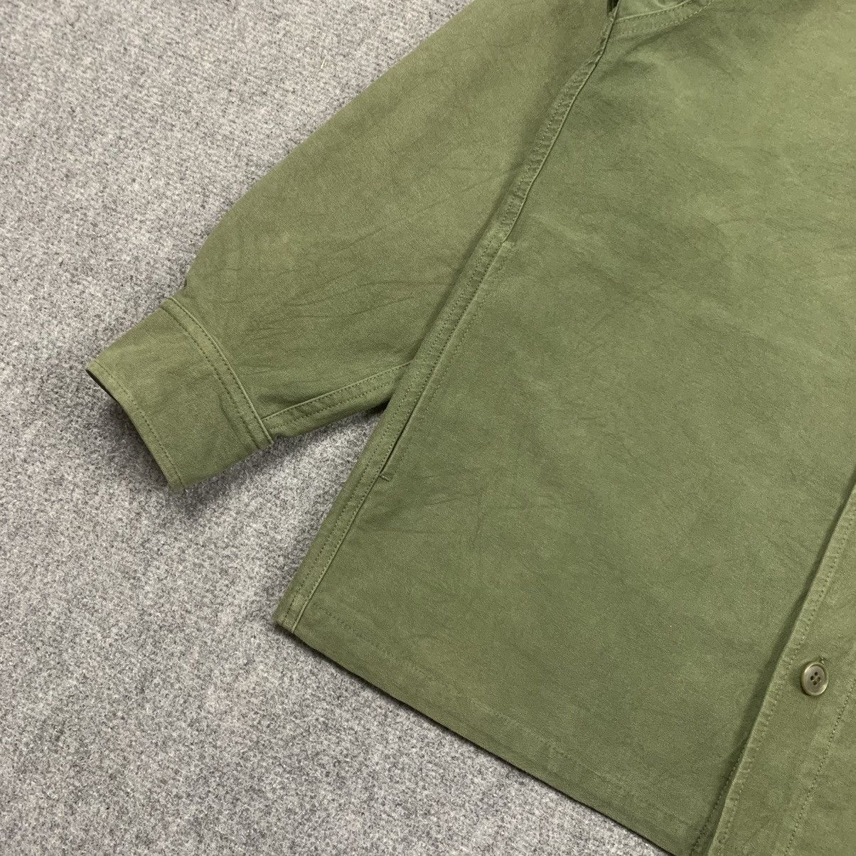 Japanese Brand × Uniqlo × Vintage Vintage Uniqlo Army Green Button Up Jacket Size US S / EU 44-46 / 1 - 4 Thumbnail