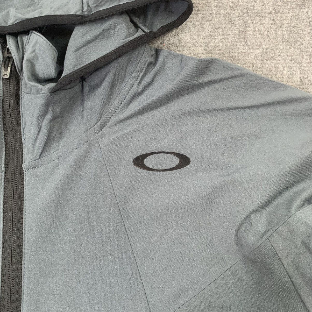 Oakley × Vintage Vintage Oakley Light Jacket Size US L / EU 52-54 / 3 - 8 Thumbnail