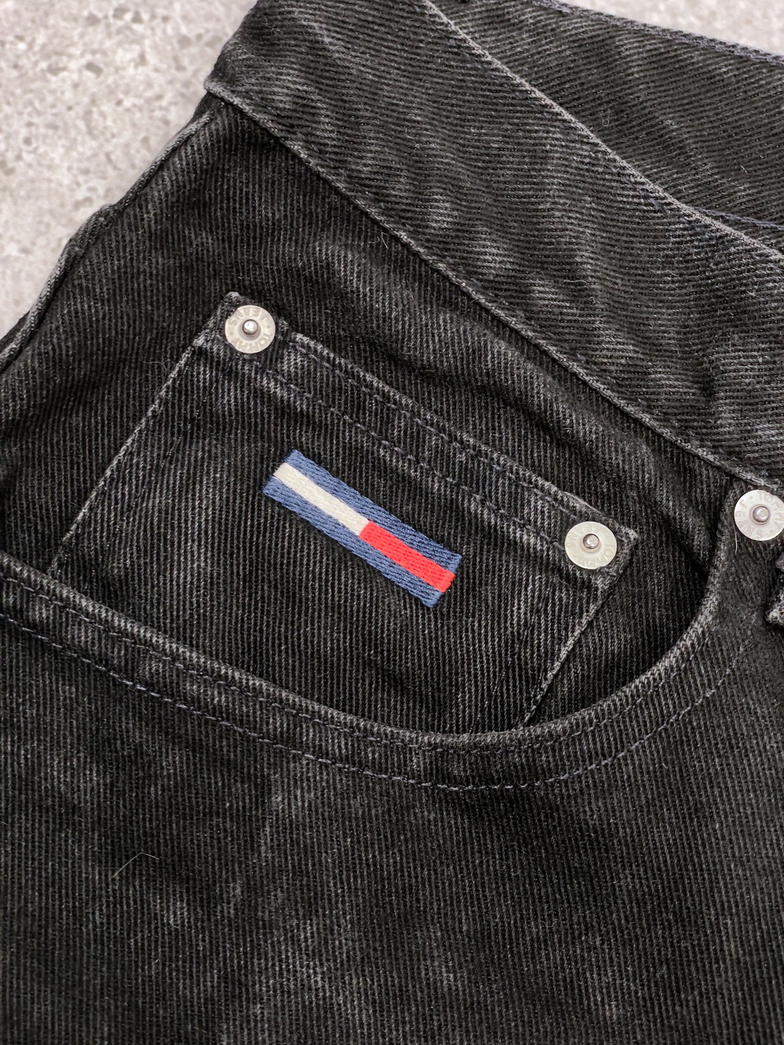 Tommy Hilfiger × Vintage 90s Tommy Hilfiger Made in USA Black Carpenter Wash Denim Size US 31 - 7 Thumbnail