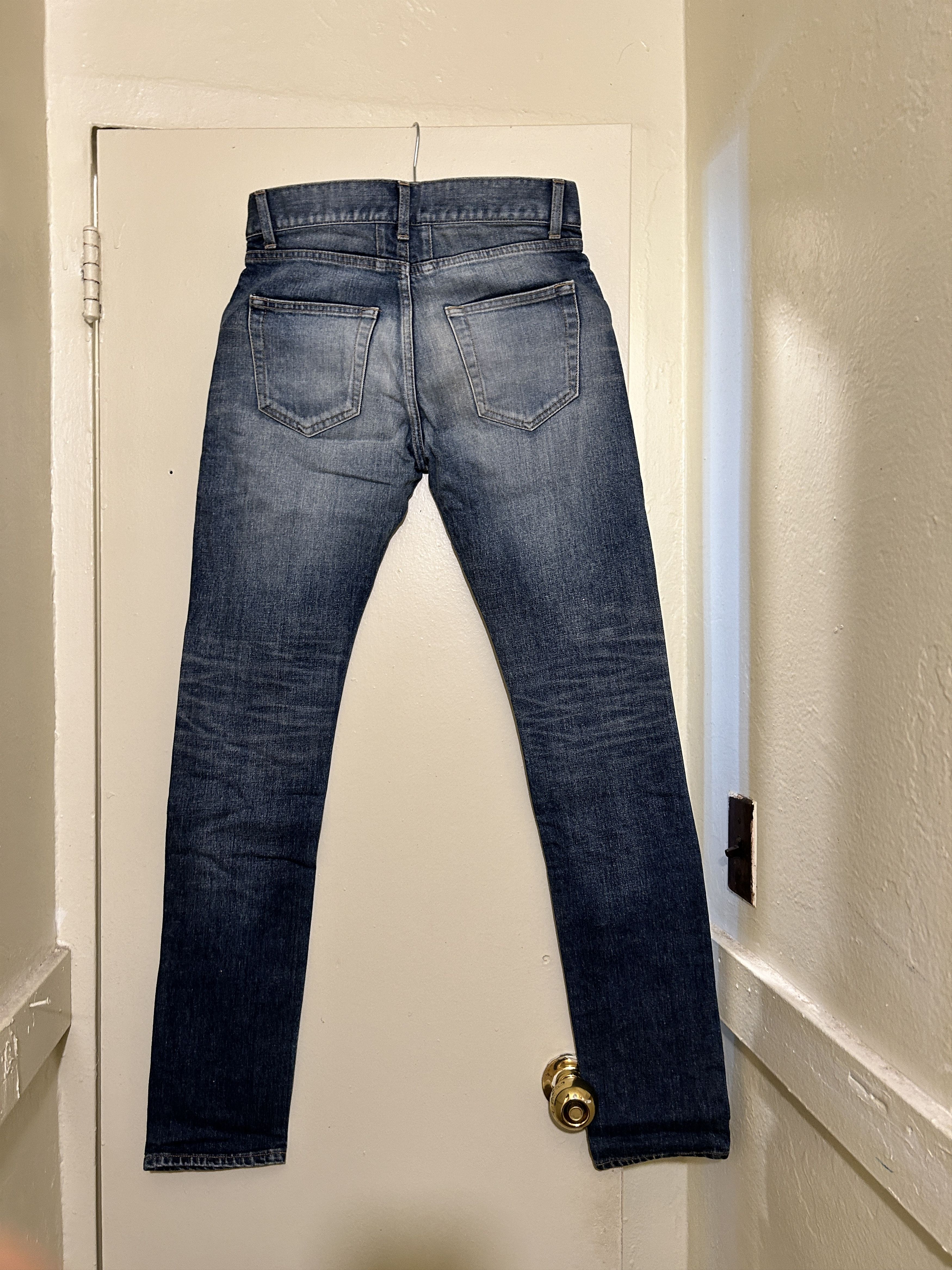 Hedi Slimane × Saint Laurent Paris Saint laurent 2017 461223 y897m denim jeans whisker Size US 32 / EU 48 - 2 Thumbnail