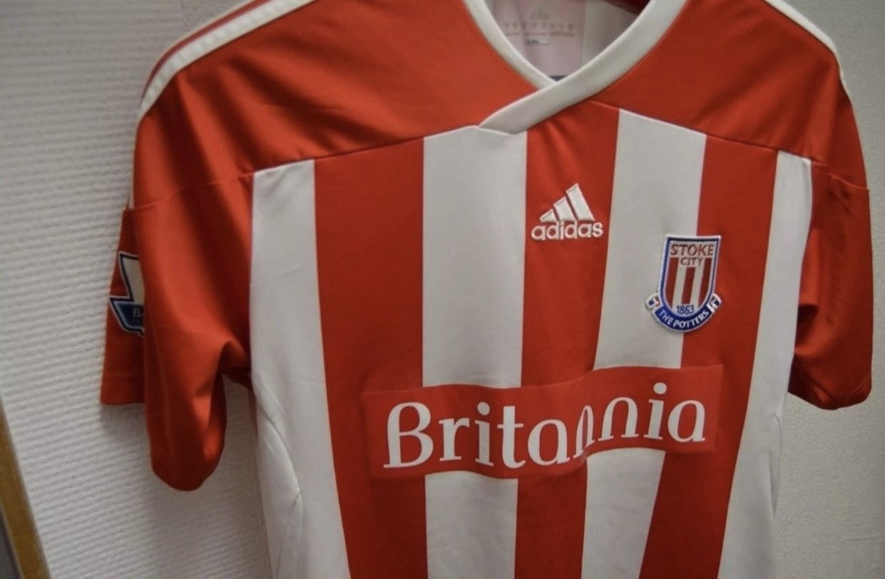 Adidas Stoke City Adidas soccer jersey apl patch M sz Size US M / EU 48-50 / 2 - 3 Thumbnail