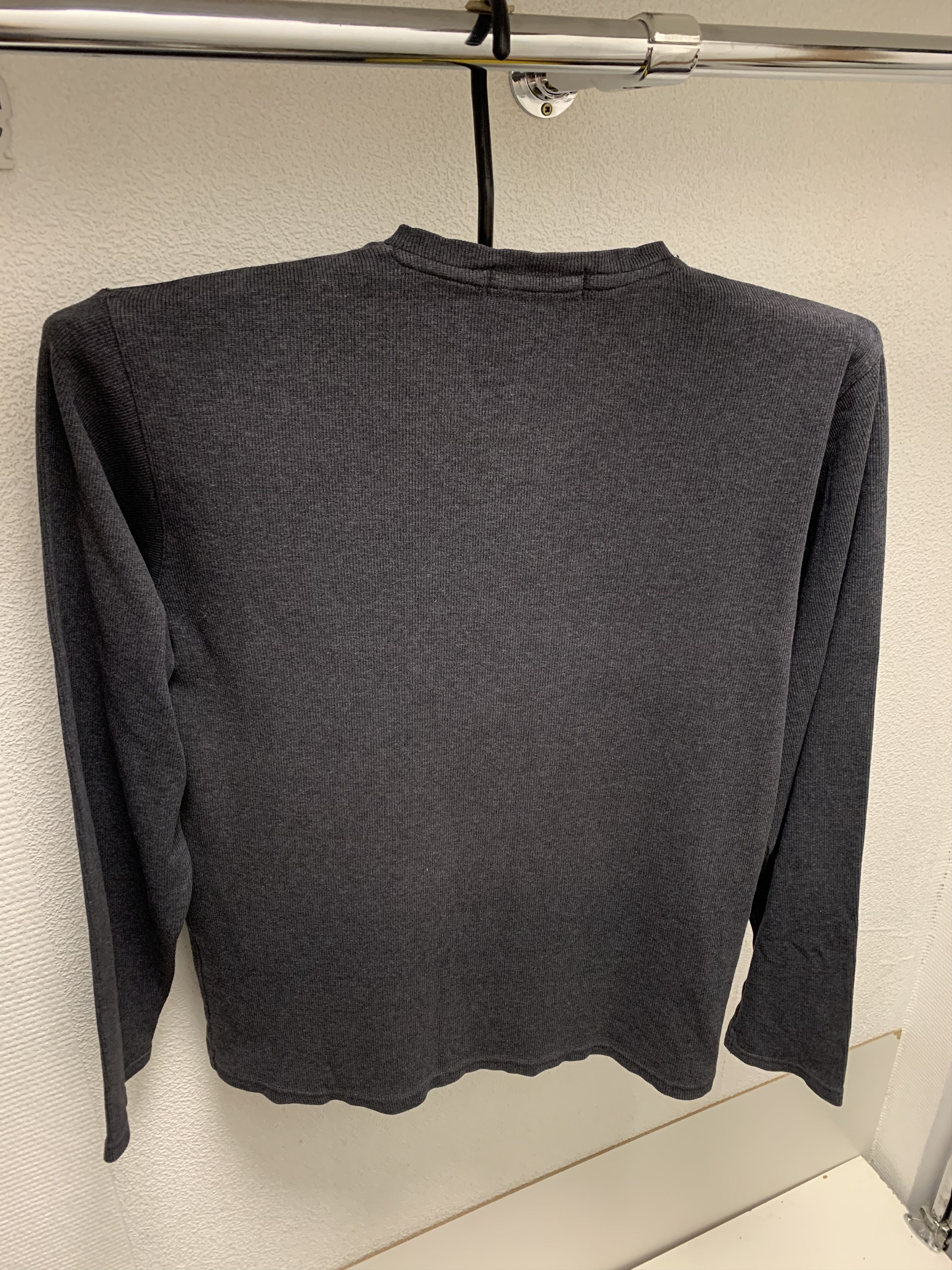 Yves Saint Laurent Yves Saint Laurent YSL central logo sweatshirt M grey Size US M / EU 48-50 / 2 - 6 Thumbnail