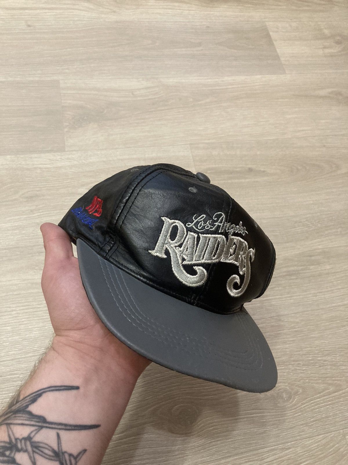 Los Angeles Raiders キャップ nfl 90s s-l400.jpg