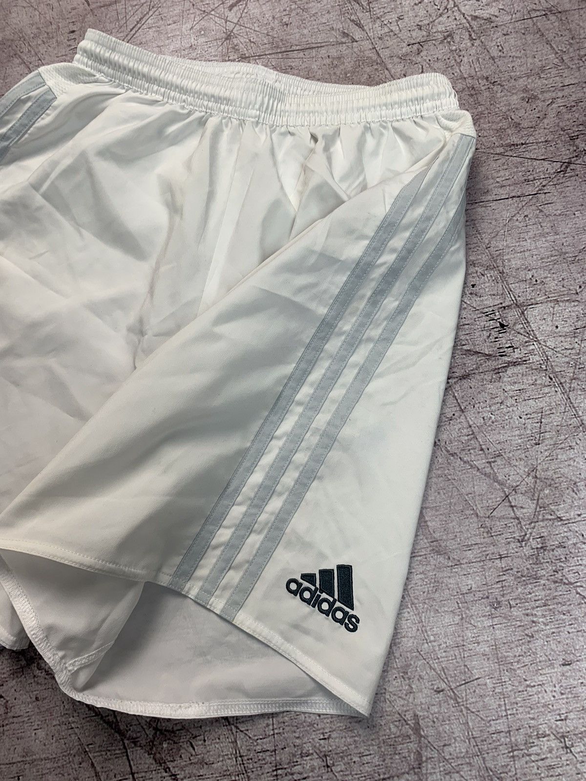 Adidas Adidas Real Madrid Shorts Size US 30 / EU 46 - 4 Thumbnail