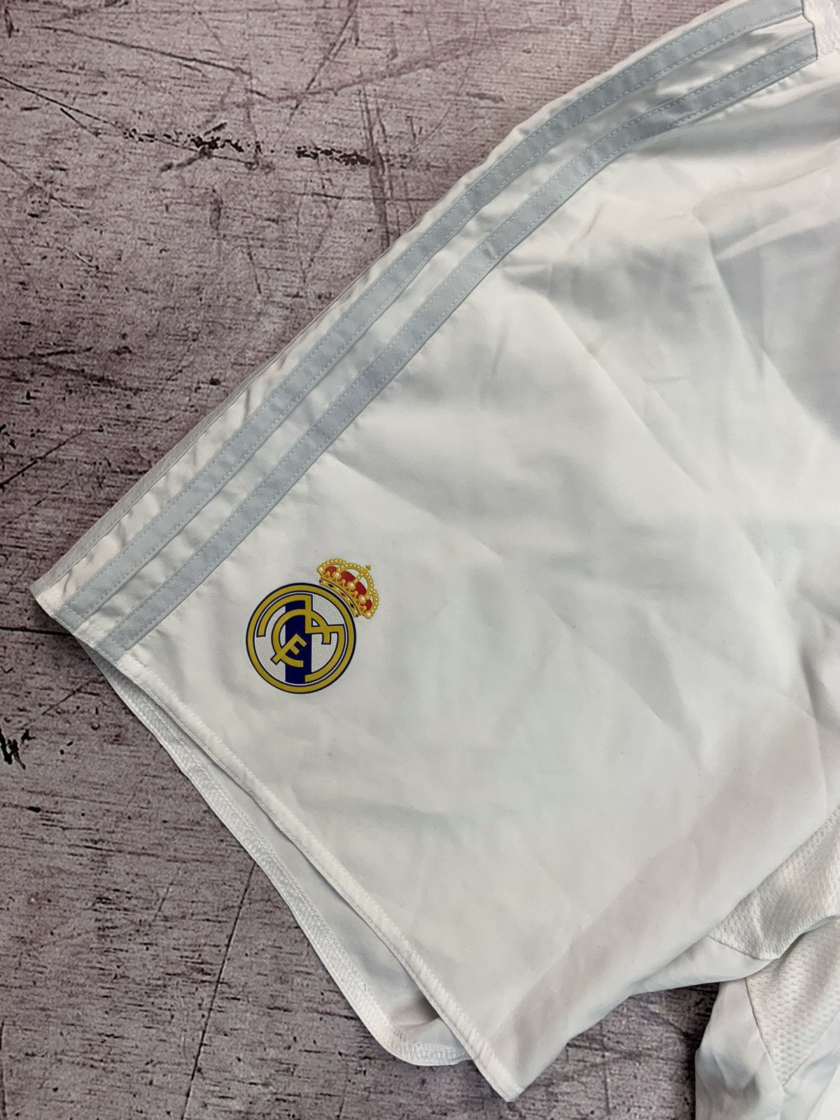Adidas Adidas Real Madrid Shorts Size US 30 / EU 46 - 3 Thumbnail