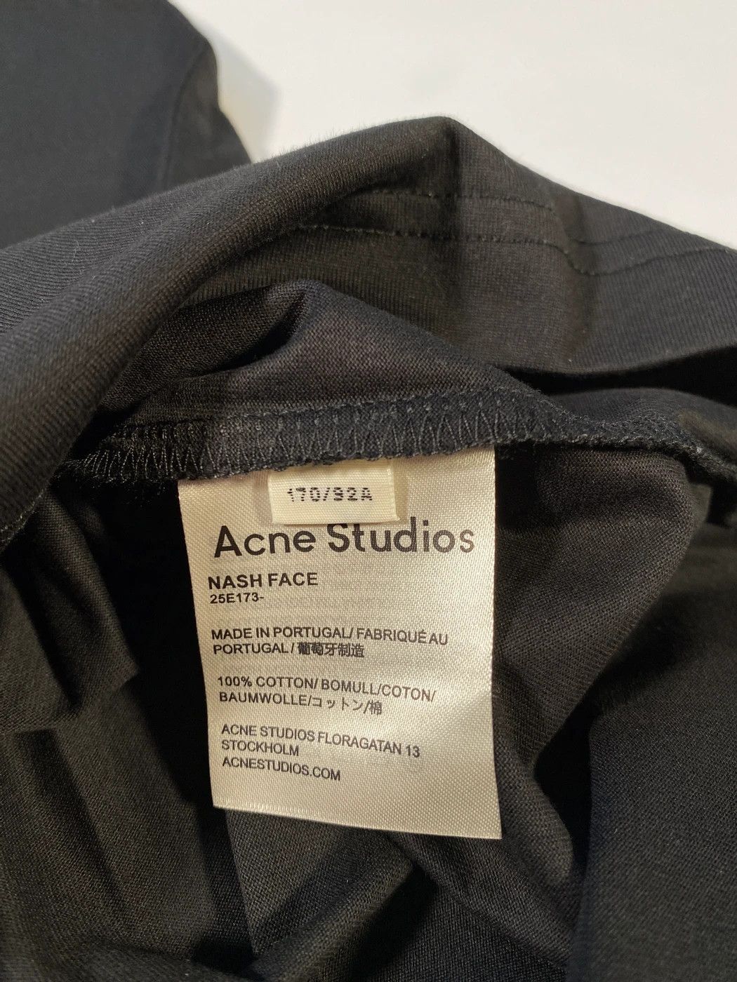Acne Studios ⚡️QUICK SALE⚡️Acne Studio Face Patch Black T-shirt top Size US S / EU 44-46 / 1 - 4 Thumbnail