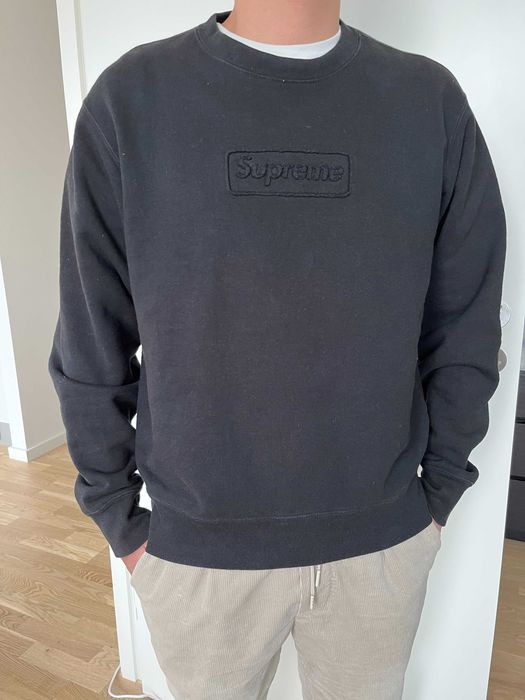 店舗用品 supreme Cutout Logo Crewneck Sサイズ | artfive.co.jp