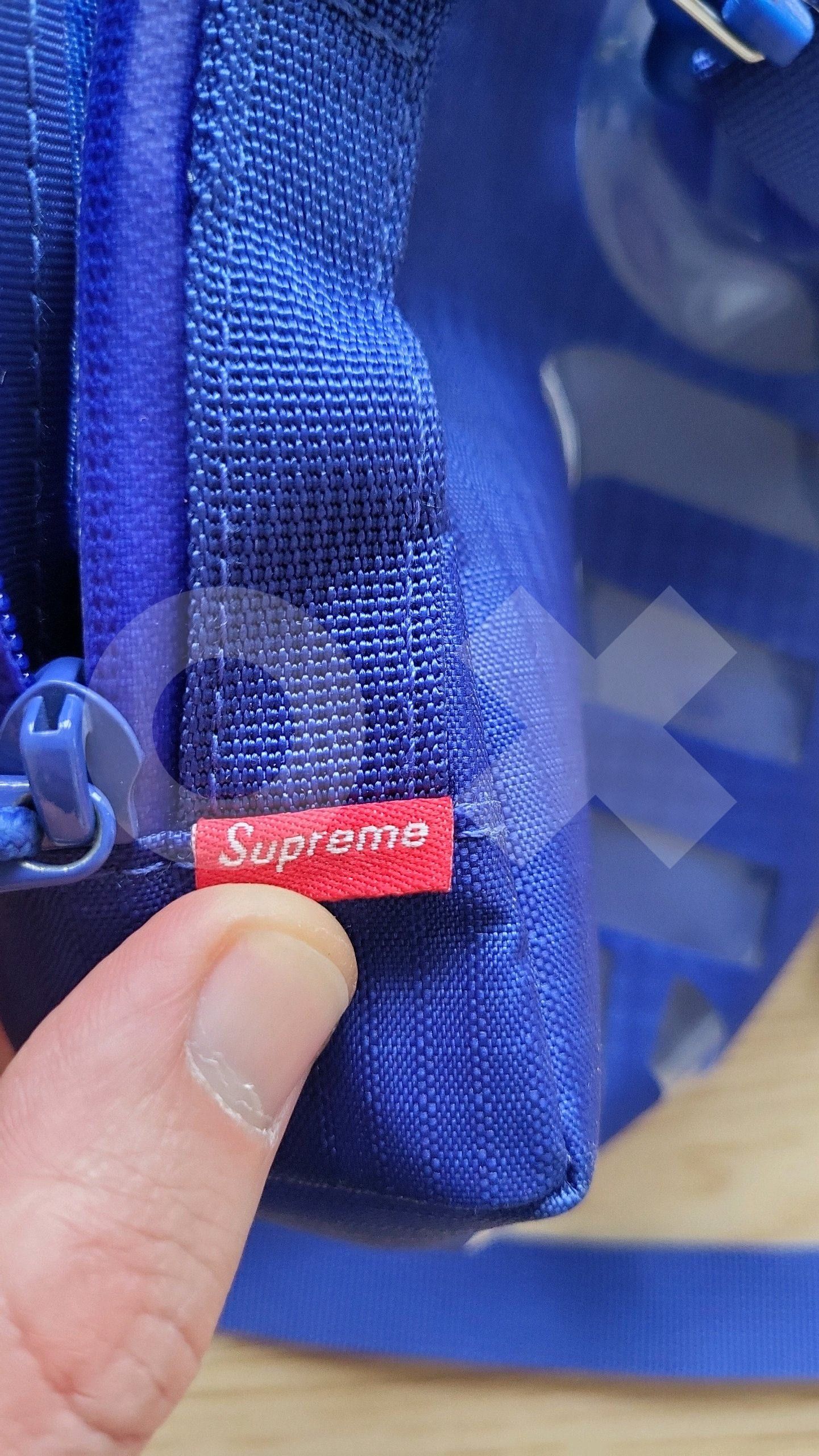 Supreme Supreme Neck Pouch (SS21) - Royal Size ONE SIZE - 10 Thumbnail