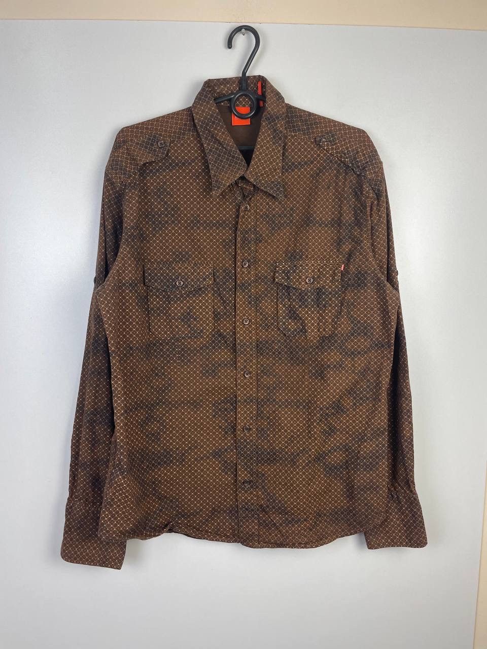 Hugo Boss Hugo boss luxury shirt size L Size US L / EU 52-54 / 3 - 1 Thumbnail