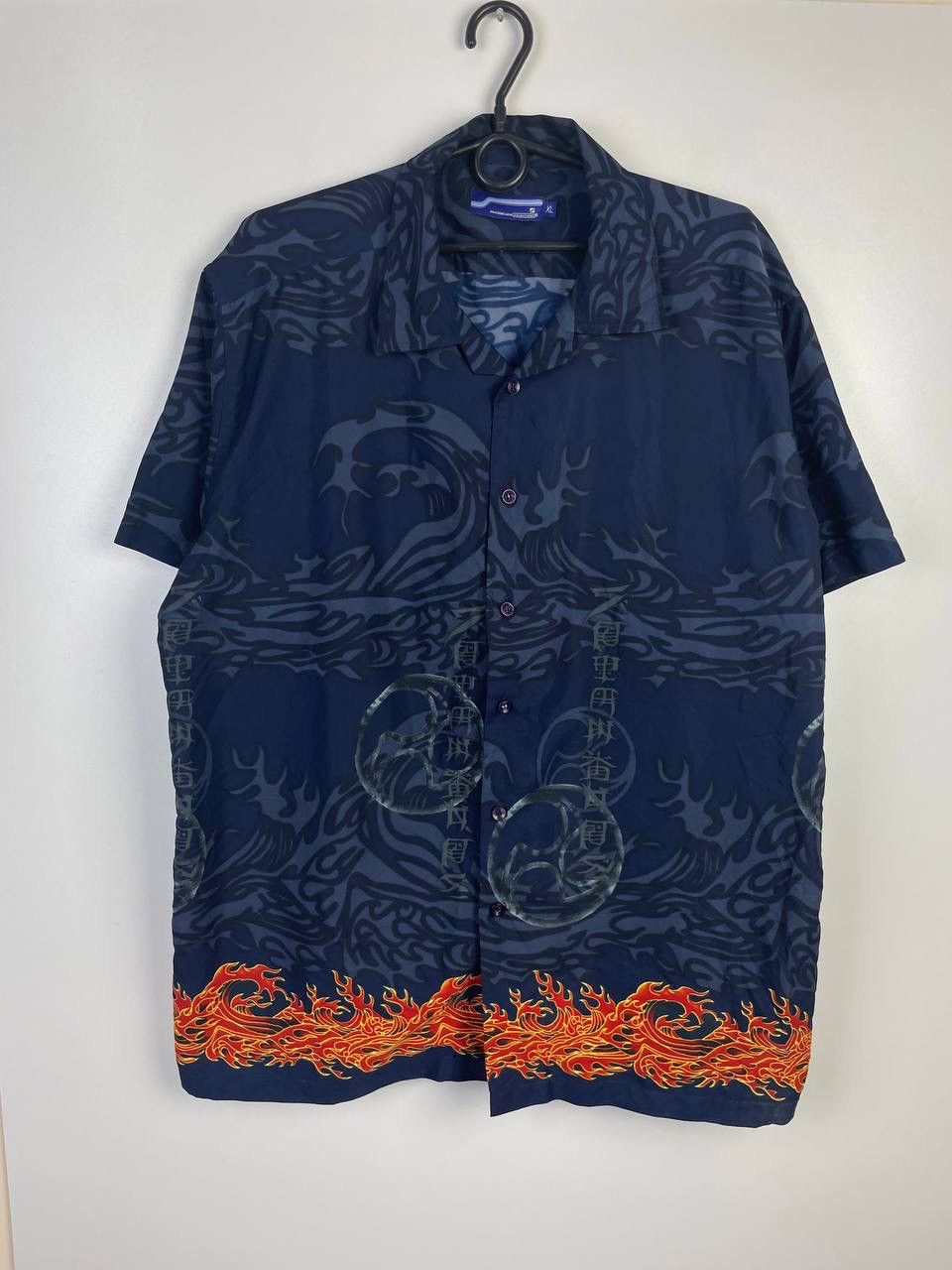 Vintage Crazy shirt size Xl Size US XL / EU 56 / 4 - 1 Thumbnail
