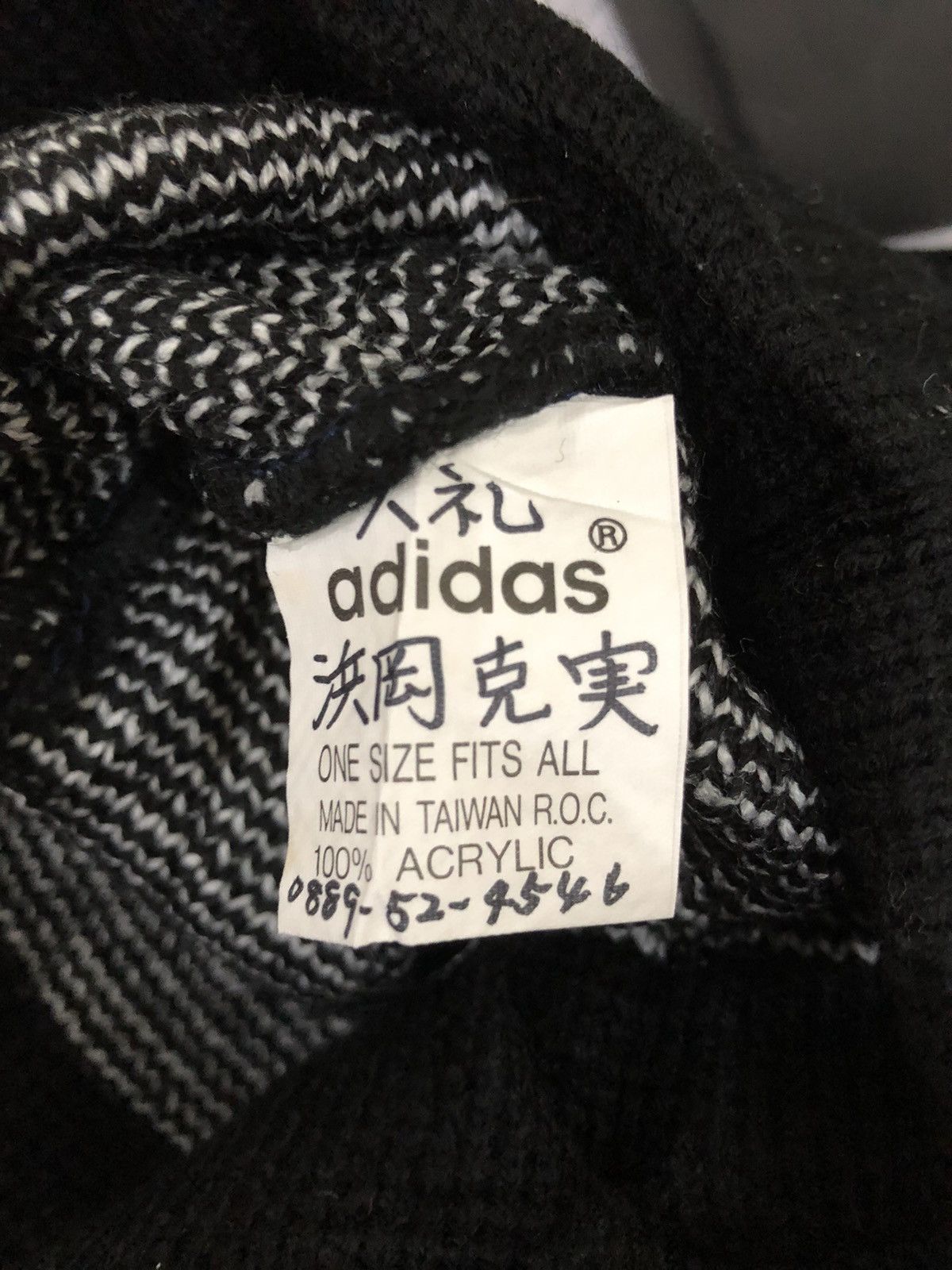 Adidas × Vintage Vintage Adidas Spell Out Beanie Hat Size ONE SIZE - 4 Thumbnail