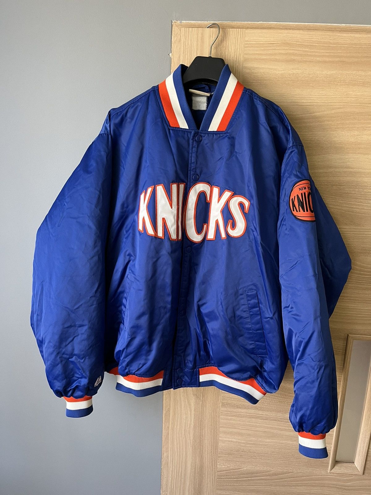 New York Knicks Starter Black Label Bomber Jacket shops Men Size Large Vintage Button