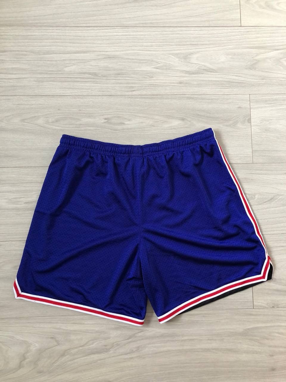 Vintage Vintage Nike Shorts Size US 36 / EU 52 - 2 Thumbnail
