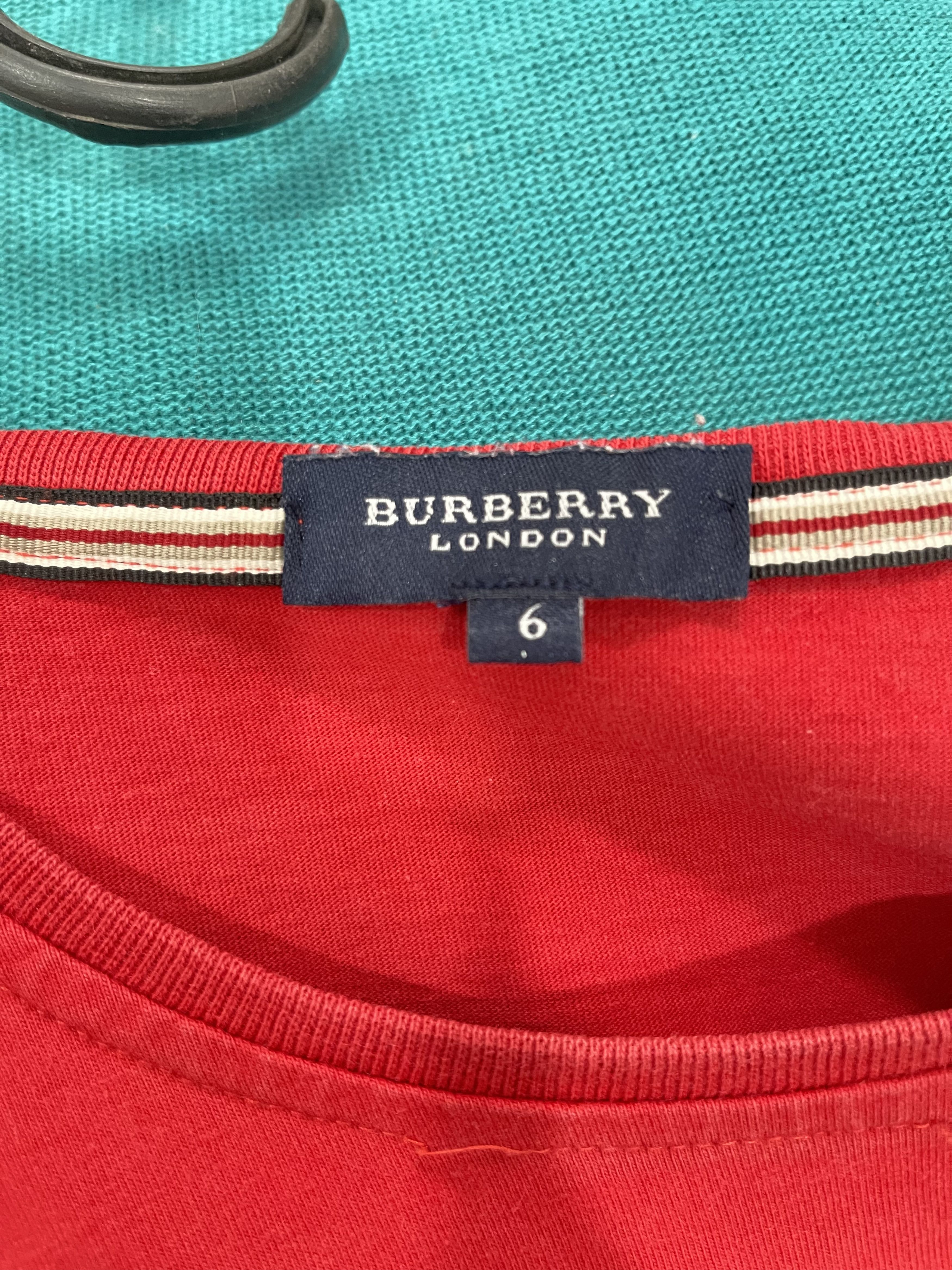 Burberry 🔥 Burberry tshirt big logo red size L coton Size US L / EU 52-54 / 3 - 5 Thumbnail