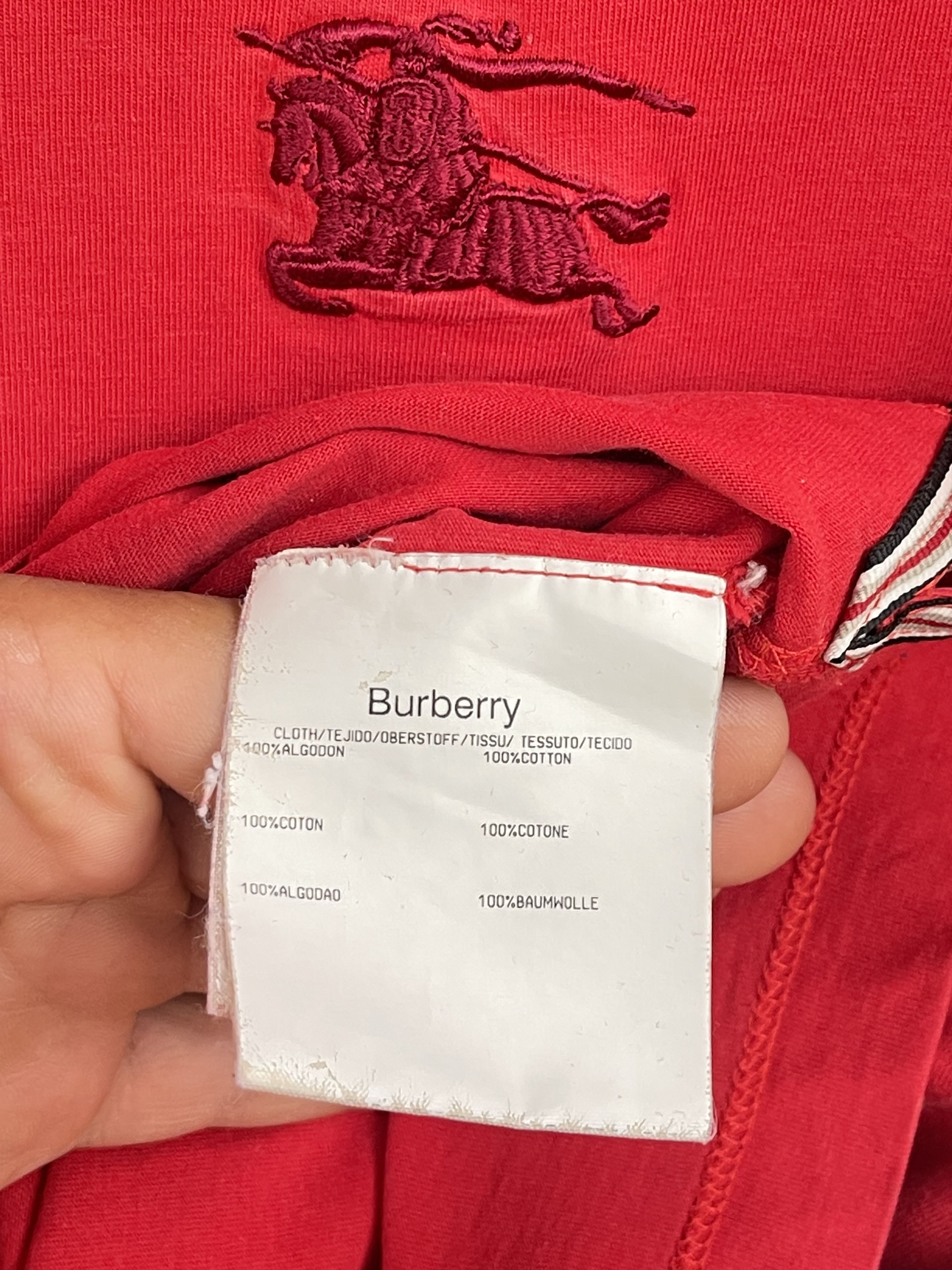 Burberry 🔥 Burberry tshirt big logo red size L coton Size US L / EU 52-54 / 3 - 3 Thumbnail