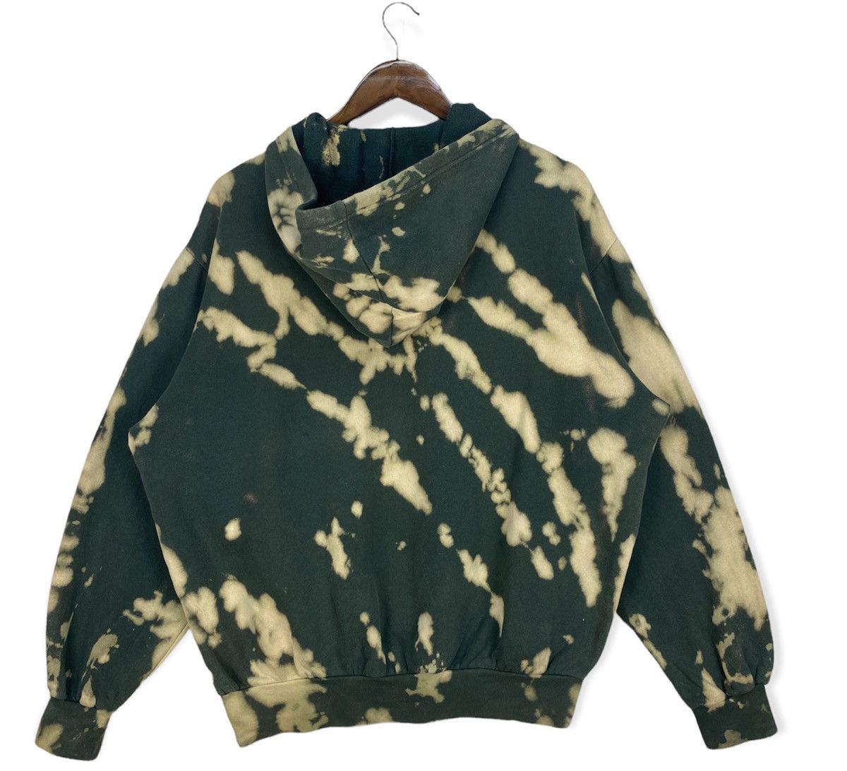 Trussardi Trussardi Acid Wash Hoodies Size US L / EU 52-54 / 3 - 3 Thumbnail
